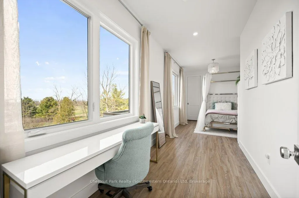 Photo 34 of 27 Vardon Drive, Guelph, Dovercliffe Park/Old University — HOMEH