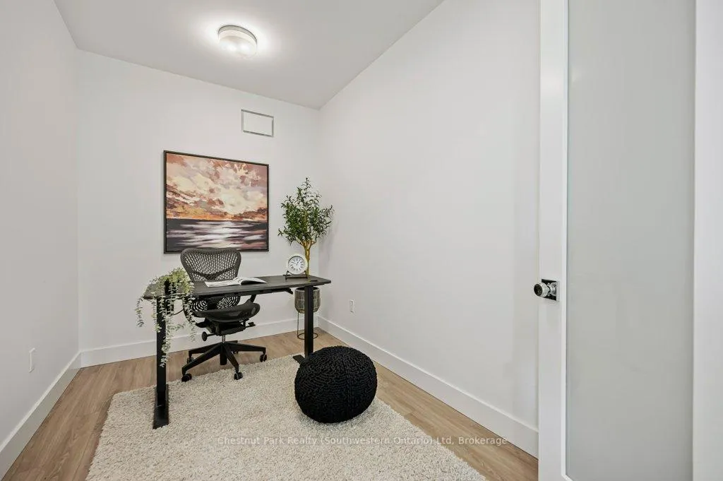 Photo 44 of 27 Vardon Drive, Guelph, Dovercliffe Park/Old University — HOMEH