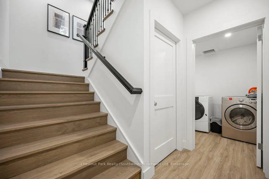 Photo 46 of 27 Vardon Drive, Guelph, Dovercliffe Park/Old University — HOMEH