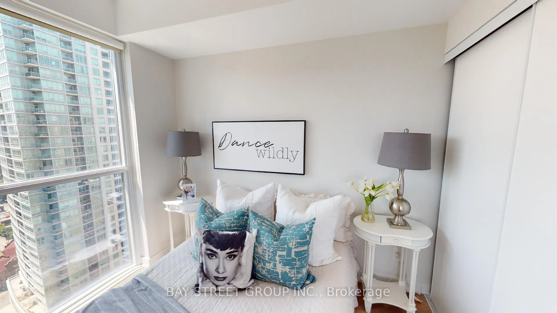 Photo 9 of Unit 1908, 159 Wellesley Street E, Toronto, Cabbagetown-South St. James Town — HOMEH