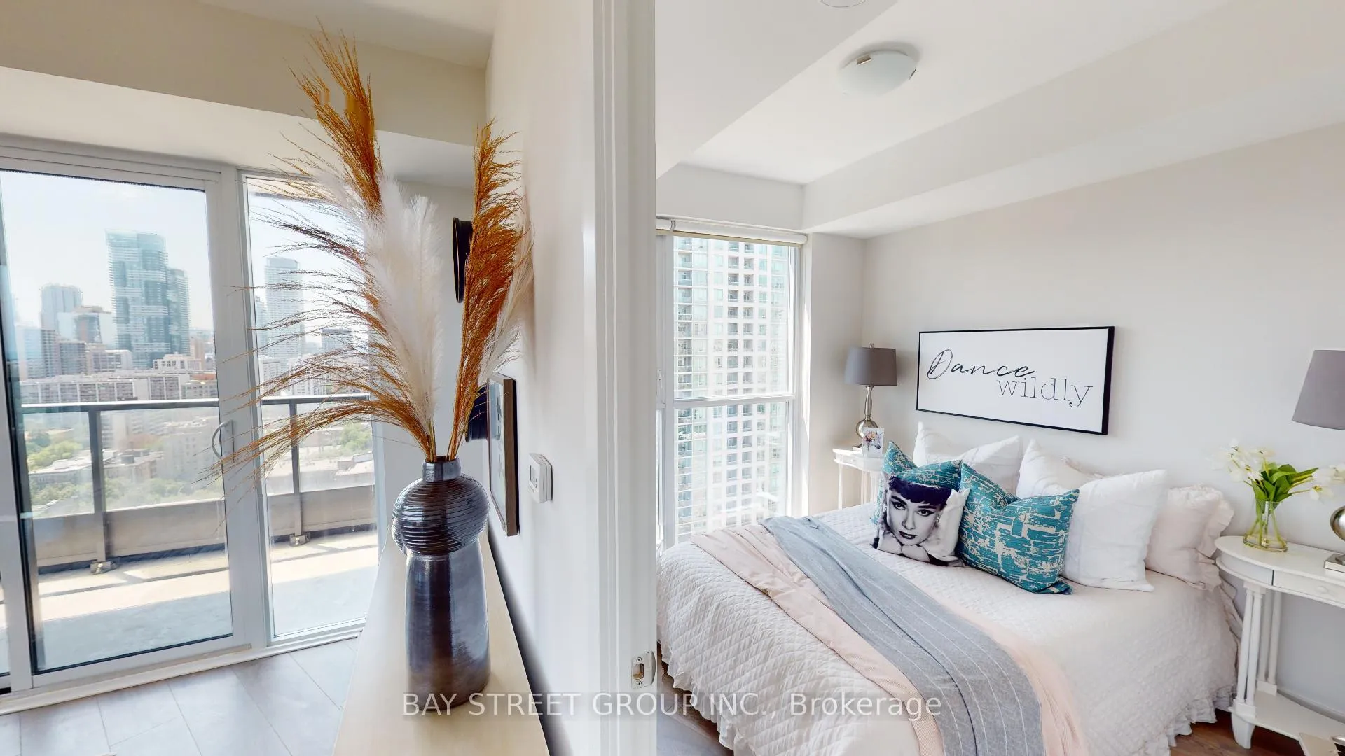 Photo 12 of Unit 1908, 159 Wellesley Street E, Toronto, Cabbagetown-South St. James Town — HOMEH