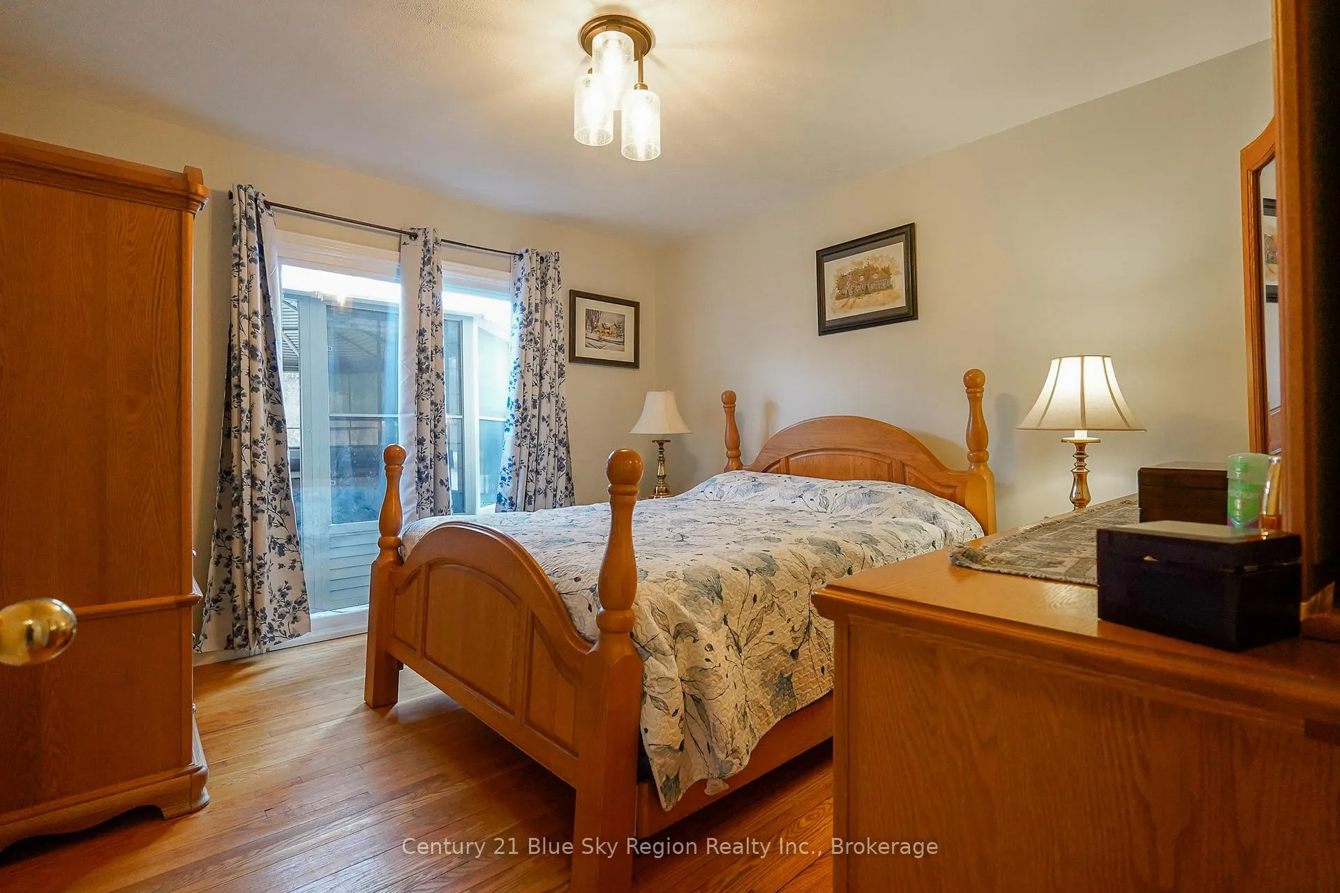 Photo 12 of 14 Marshall Park Drive, North Bay, Ferris — HOMEH