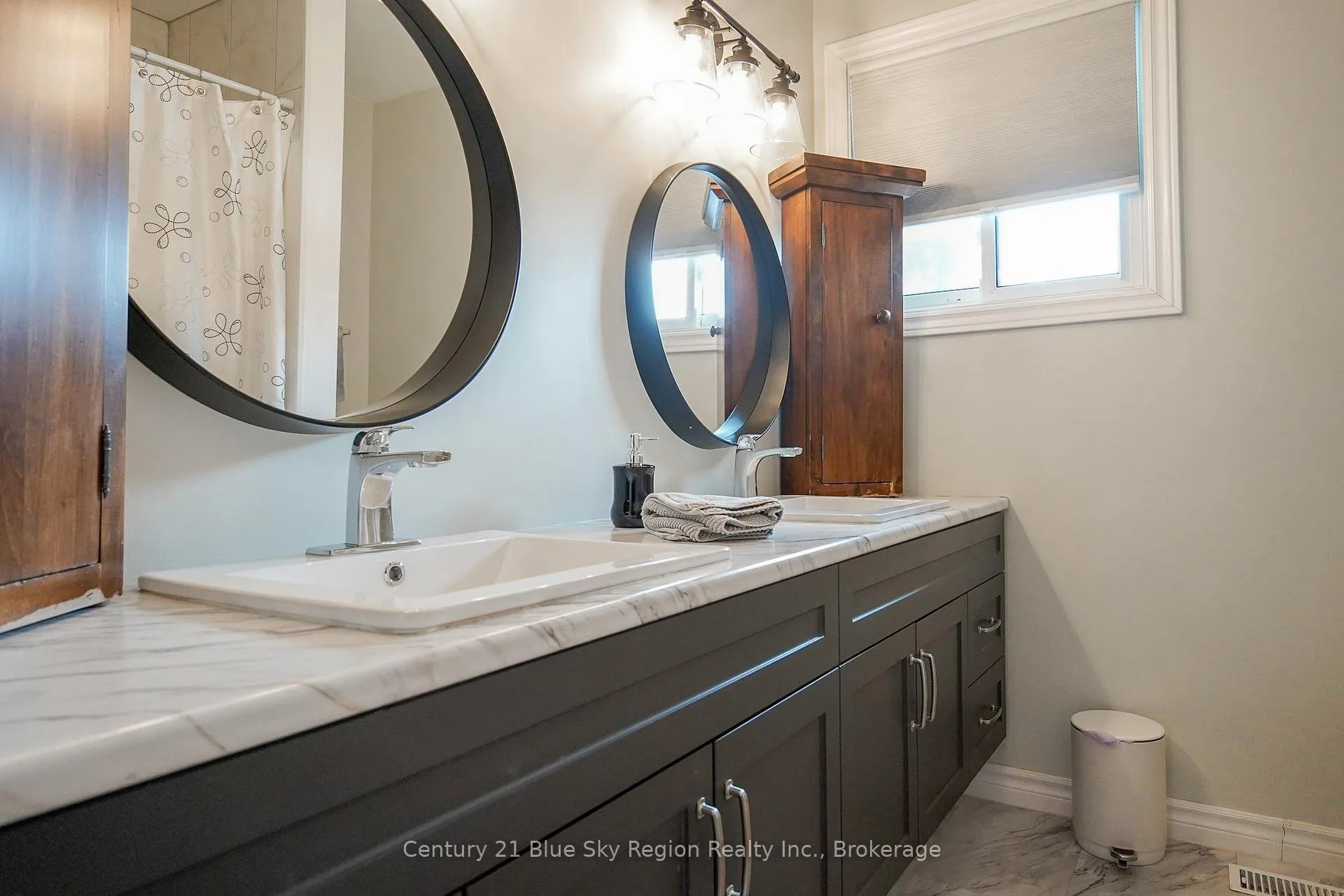 Photo 21 of 14 Marshall Park Drive, North Bay, Ferris — HOMEH