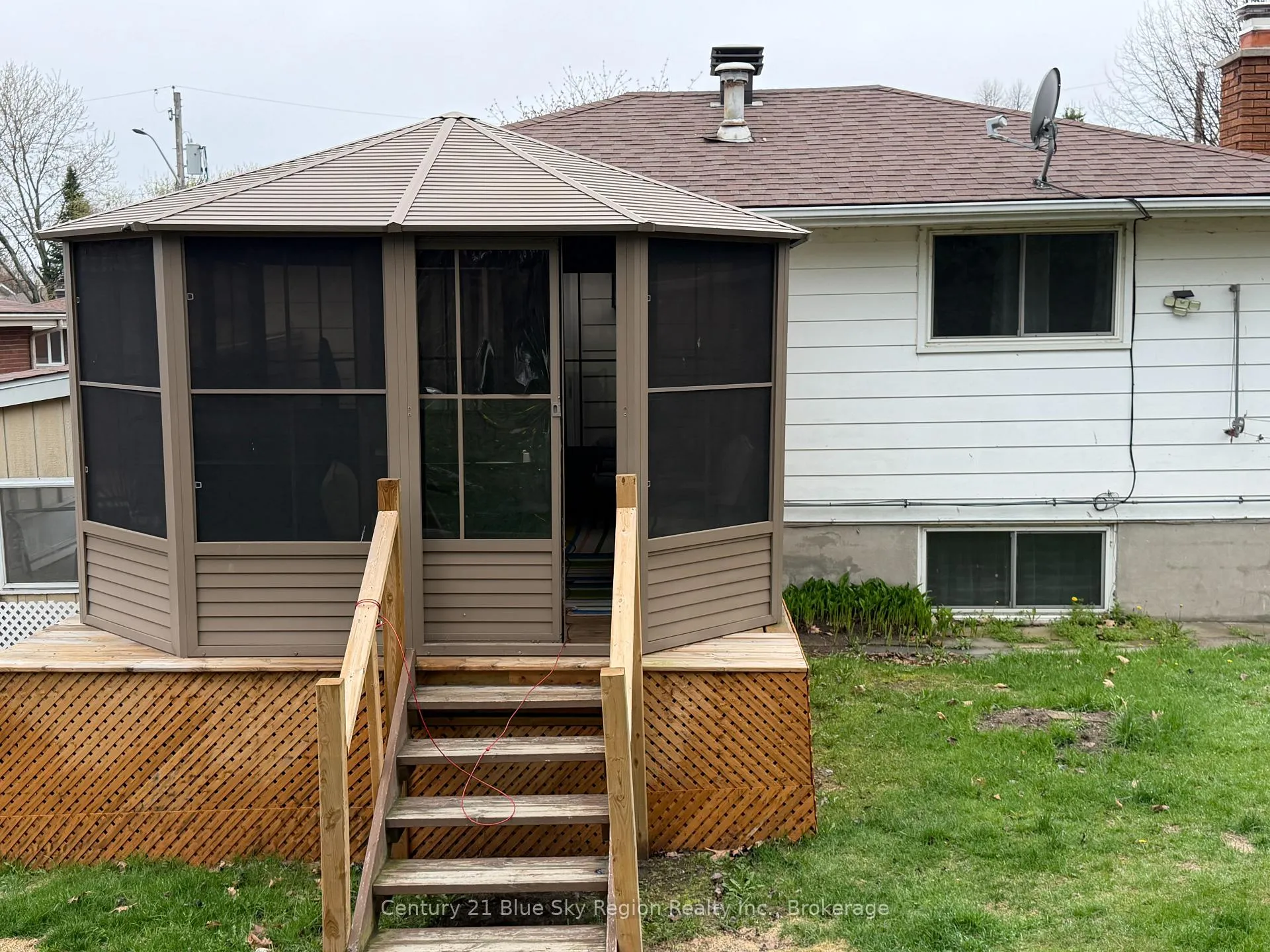 Photo 38 of 14 Marshall Park Drive, North Bay, Ferris — HOMEH