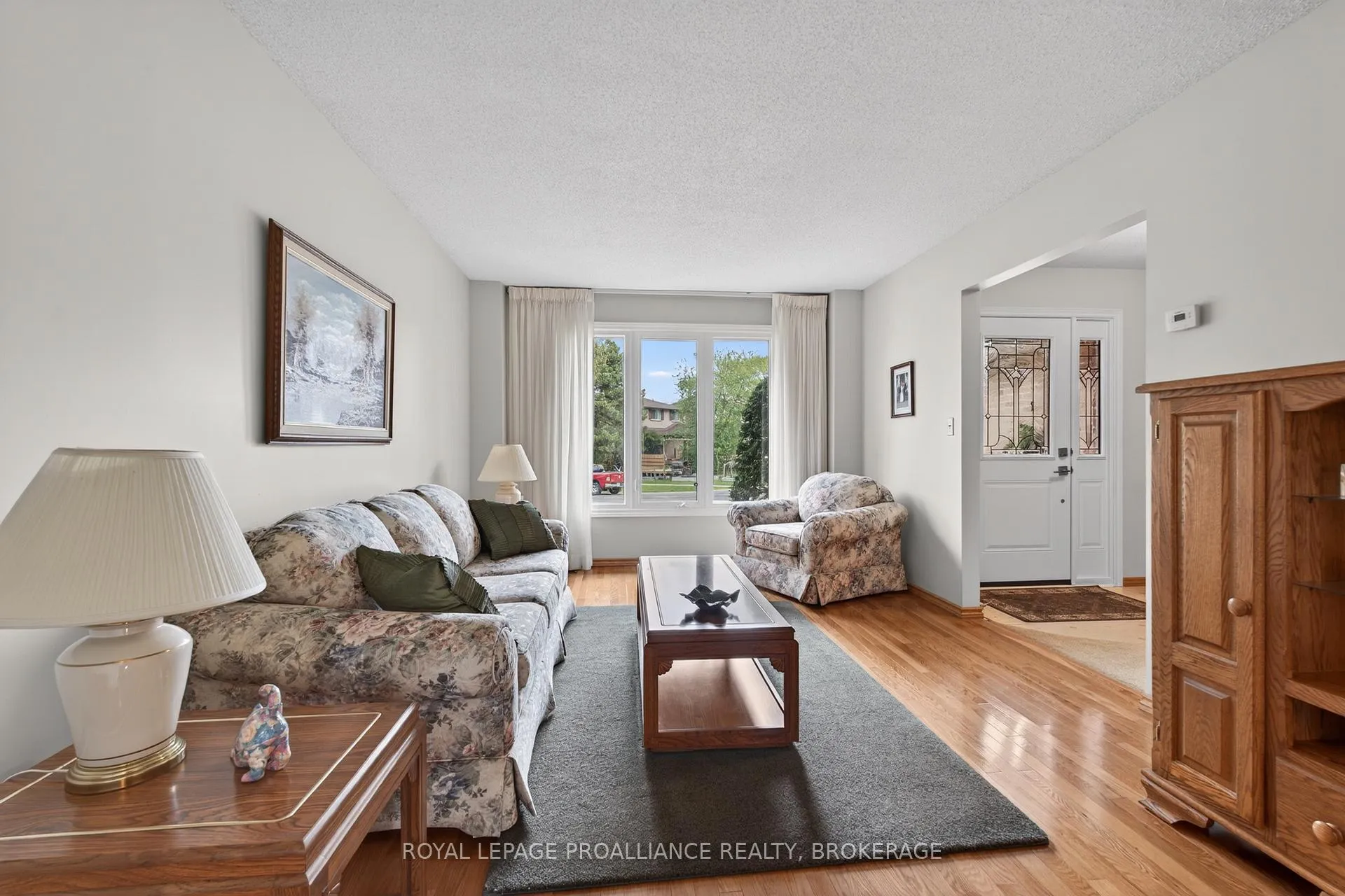Photo 2 of 887 Crestwood Avenue, Kingston, North of Taylor-Kidd Blvd — HOMEH