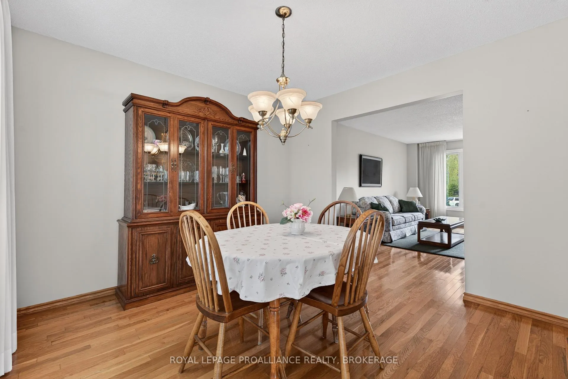 Photo 6 of 887 Crestwood Avenue, Kingston, North of Taylor-Kidd Blvd — HOMEH