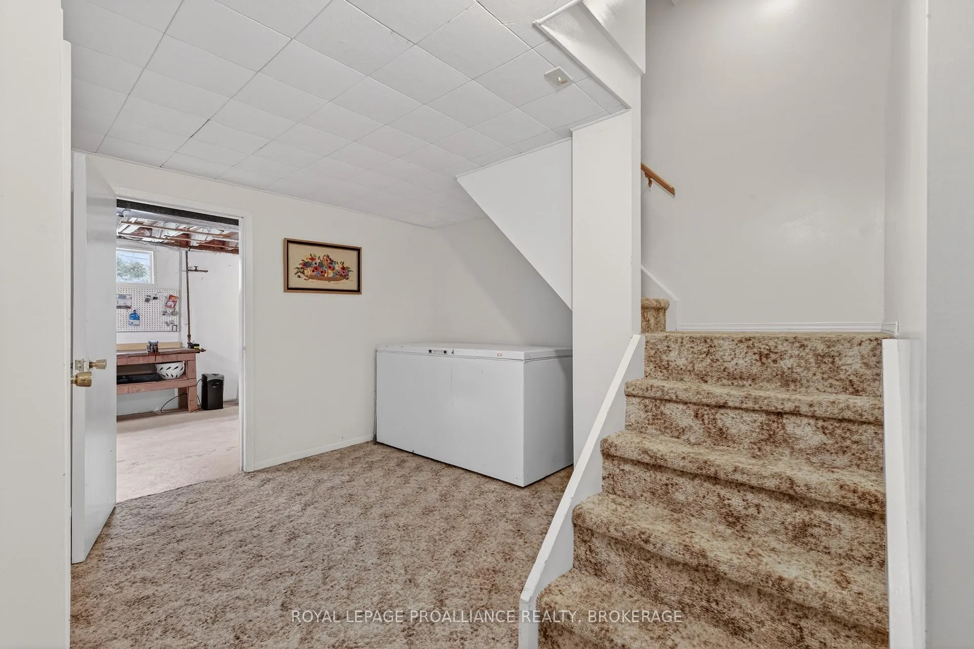 Photo 32 of 887 Crestwood Avenue, Kingston, North of Taylor-Kidd Blvd — HOMEH