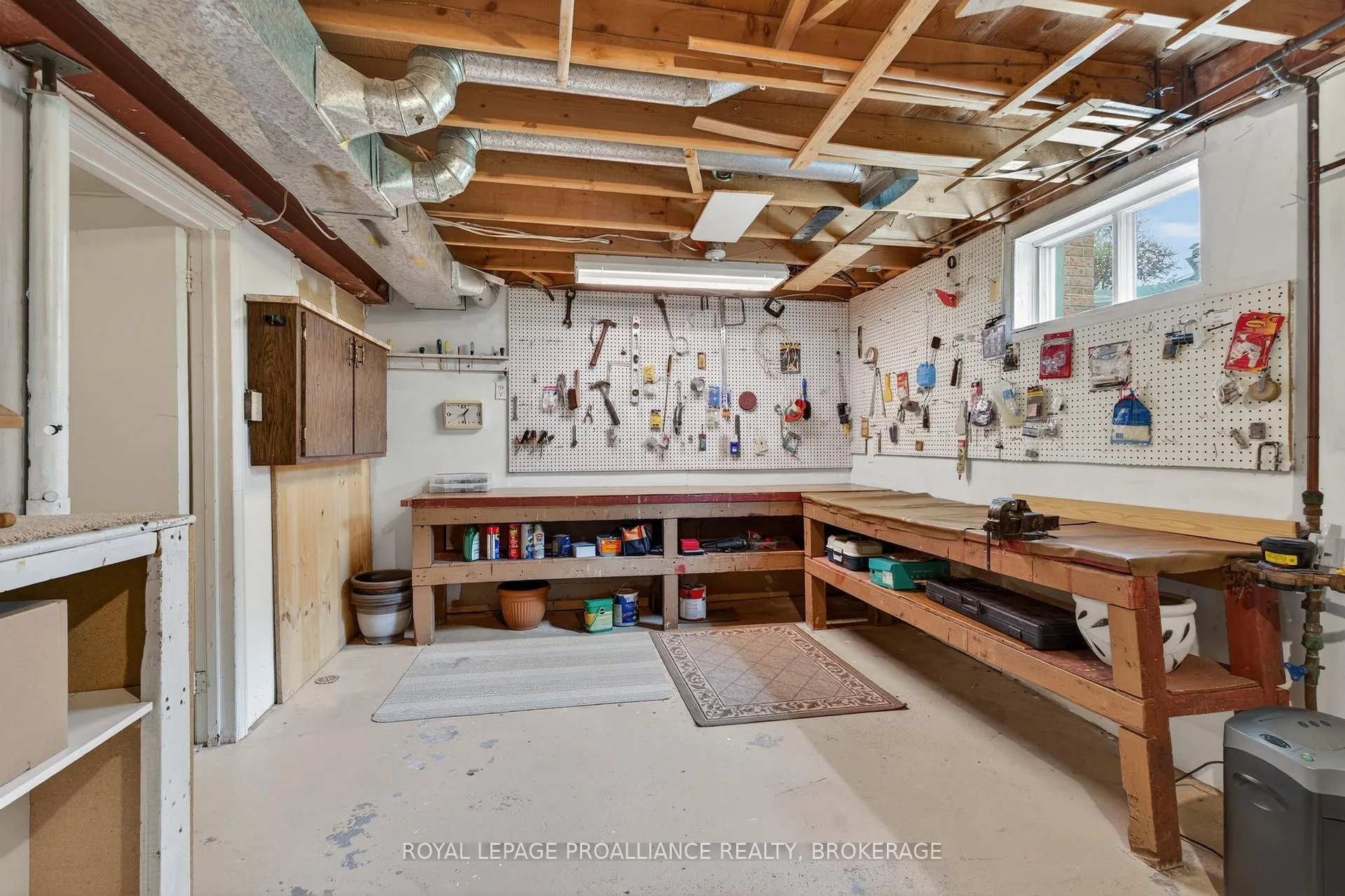Photo 33 of 887 Crestwood Avenue, Kingston, North of Taylor-Kidd Blvd — HOMEH