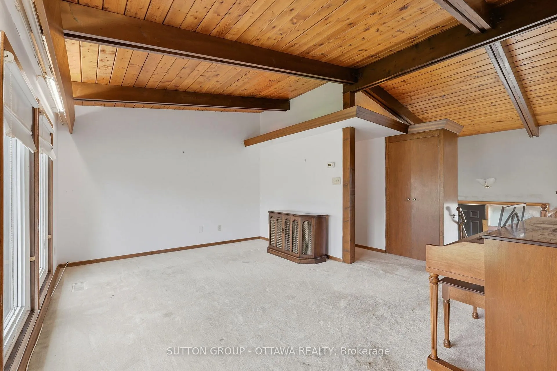 Photo 2 of 301 Central Park Boulevard N, Oshawa, O'Neill — HOMEH