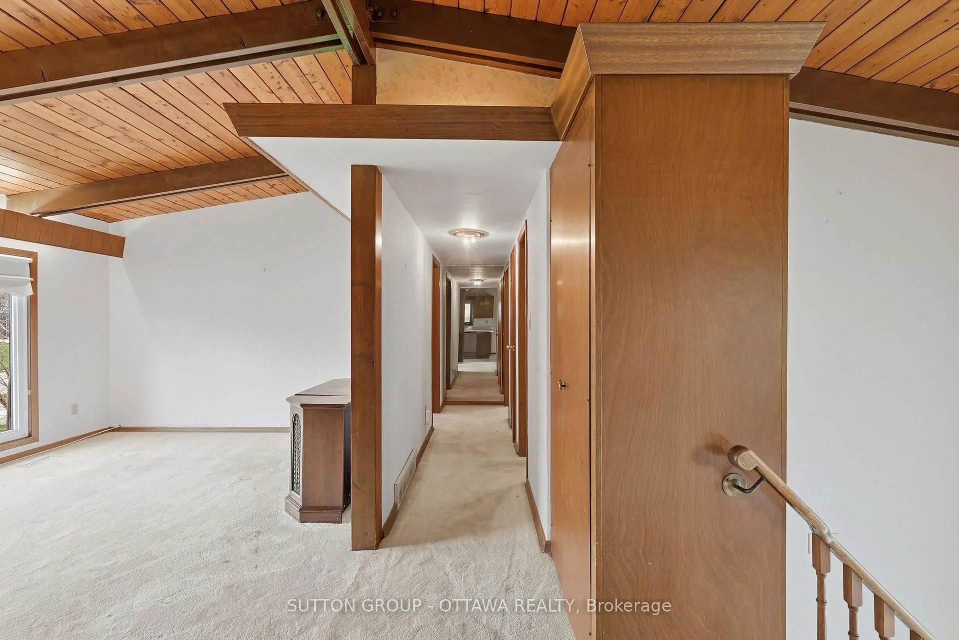 Photo 3 of 301 Central Park Boulevard N, Oshawa, O'Neill — HOMEH