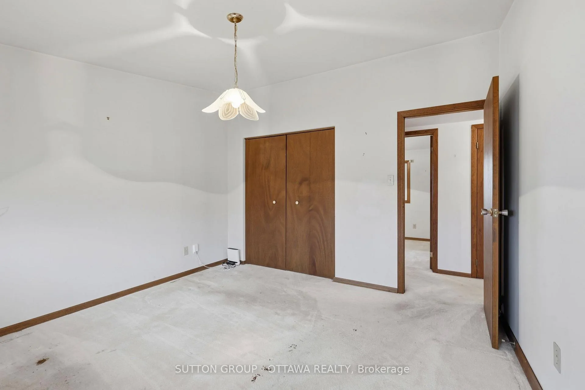 Photo 9 of 301 Central Park Boulevard N, Oshawa, O'Neill — HOMEH