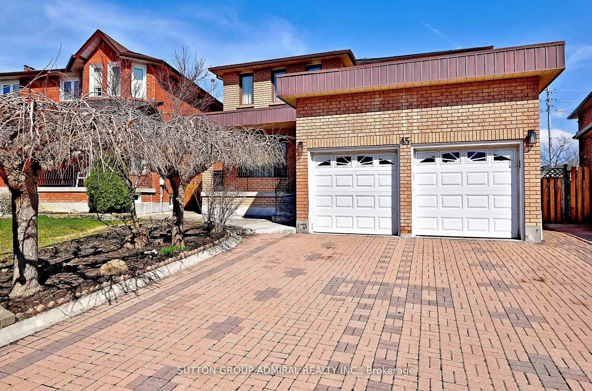 Photo 3 of 45 Royal Garden Boulevard, Vaughan, East Woodbridge — HOMEH
