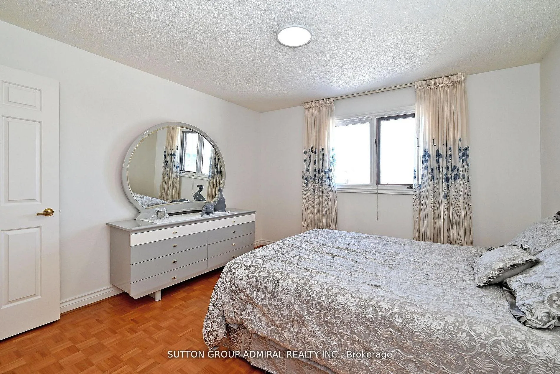 Photo 35 of 45 Royal Garden Boulevard, Vaughan, East Woodbridge — HOMEH