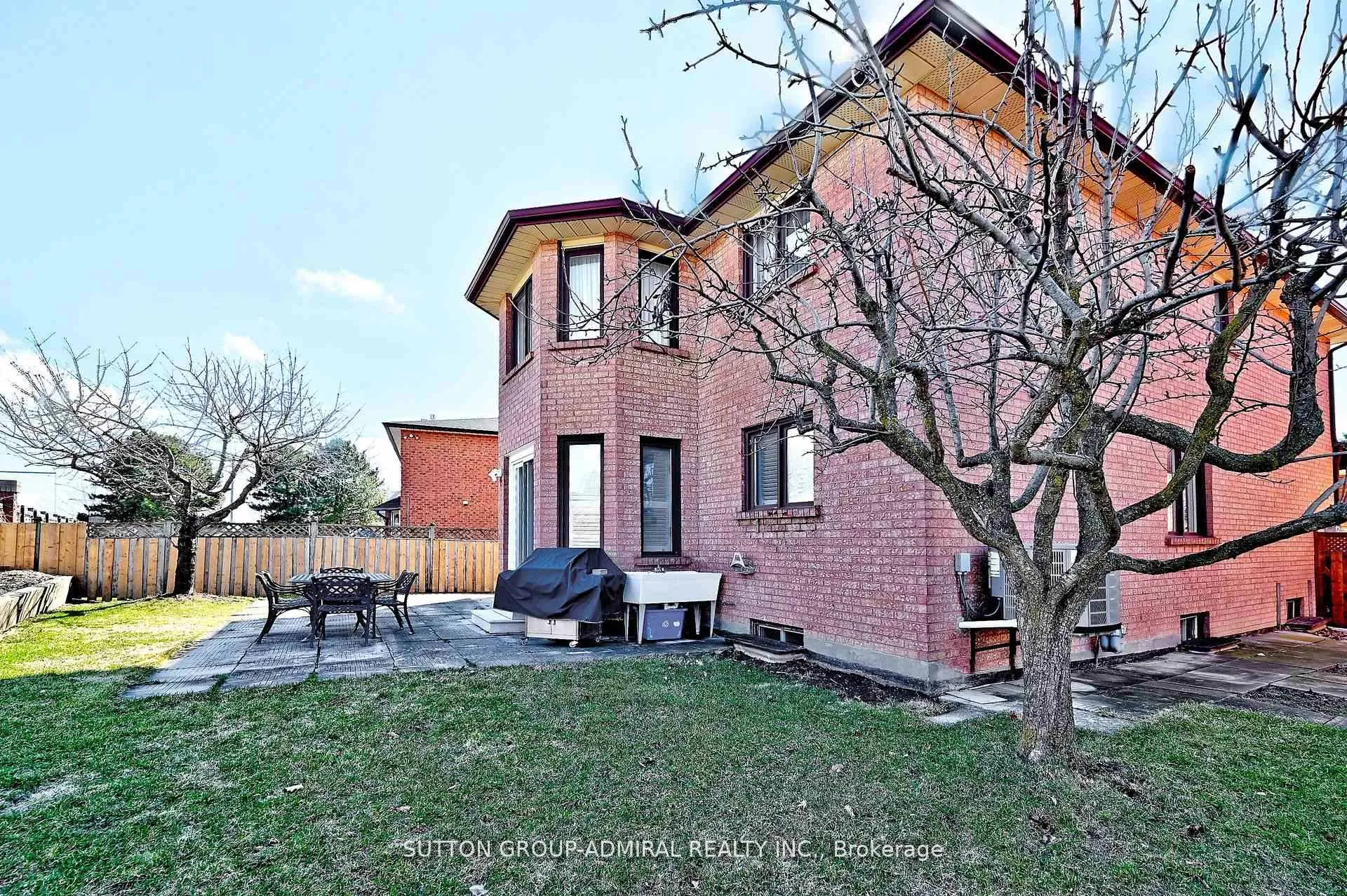 Photo 40 of 45 Royal Garden Boulevard, Vaughan, East Woodbridge — HOMEH