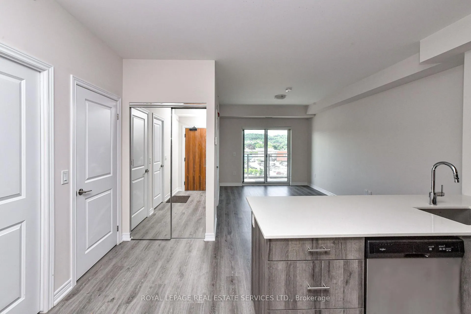 Photo 9 of Unit 613, 121 Highway 8 Road, Hamilton, Riverdale — HOMEH