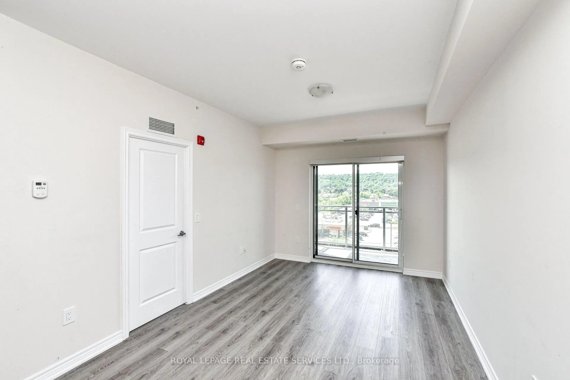 Photo 10 of Unit 613, 121 Highway 8 Road, Hamilton, Riverdale — HOMEH