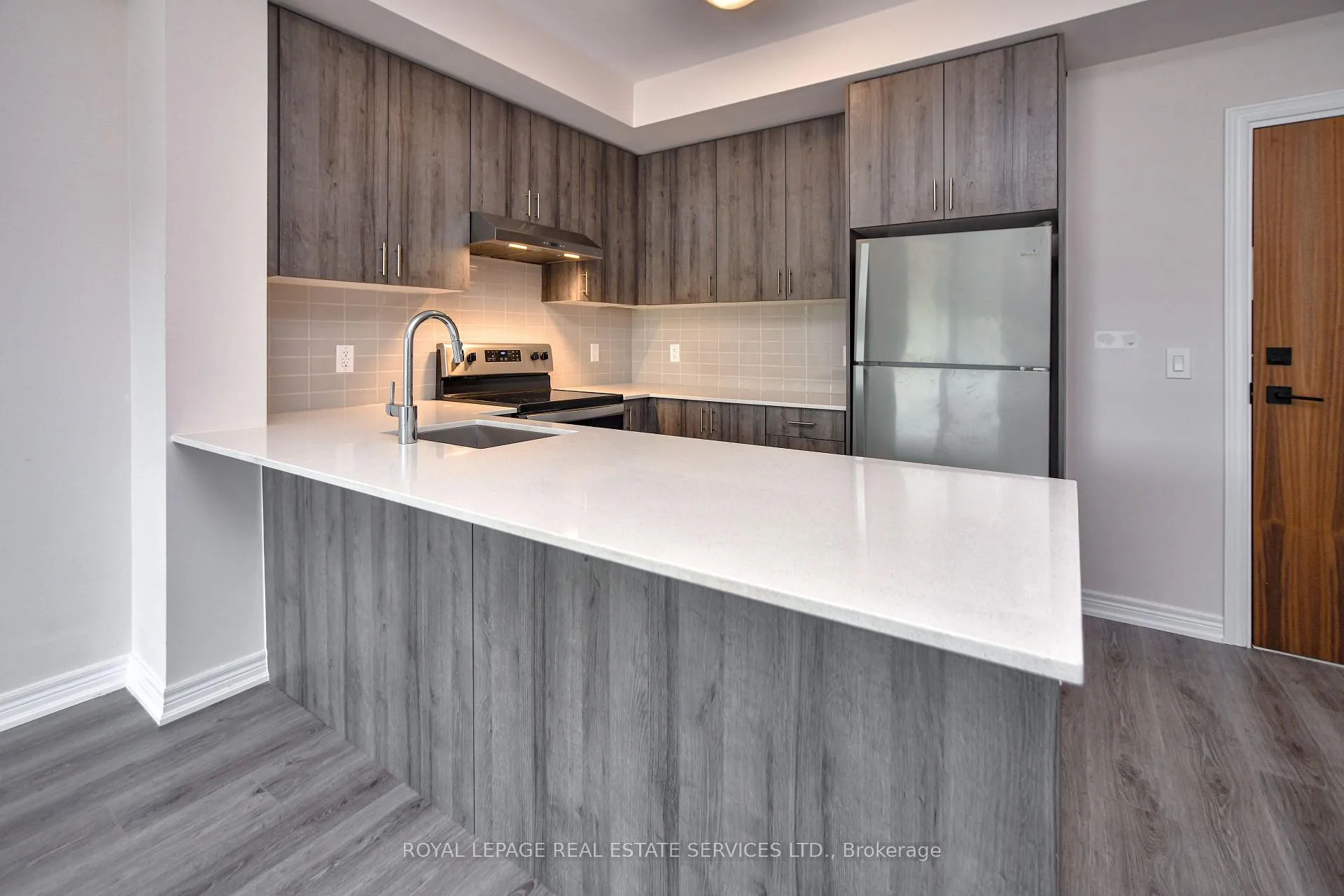 Photo 17 of Unit 613, 121 Highway 8 Road, Hamilton, Riverdale — HOMEH
