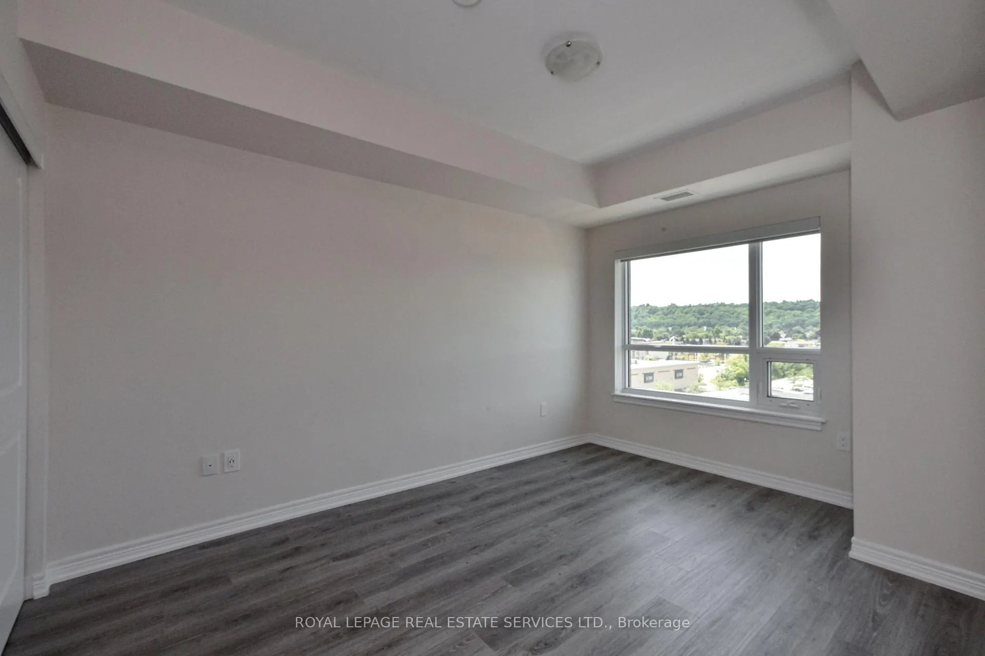 Photo 19 of Unit 613, 121 Highway 8 Road, Hamilton, Riverdale — HOMEH