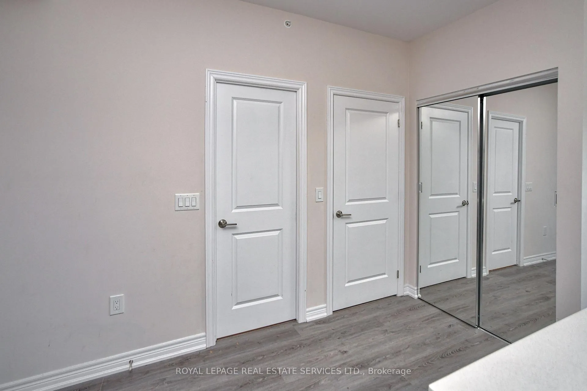 Photo 21 of Unit 613, 121 Highway 8 Road, Hamilton, Riverdale — HOMEH
