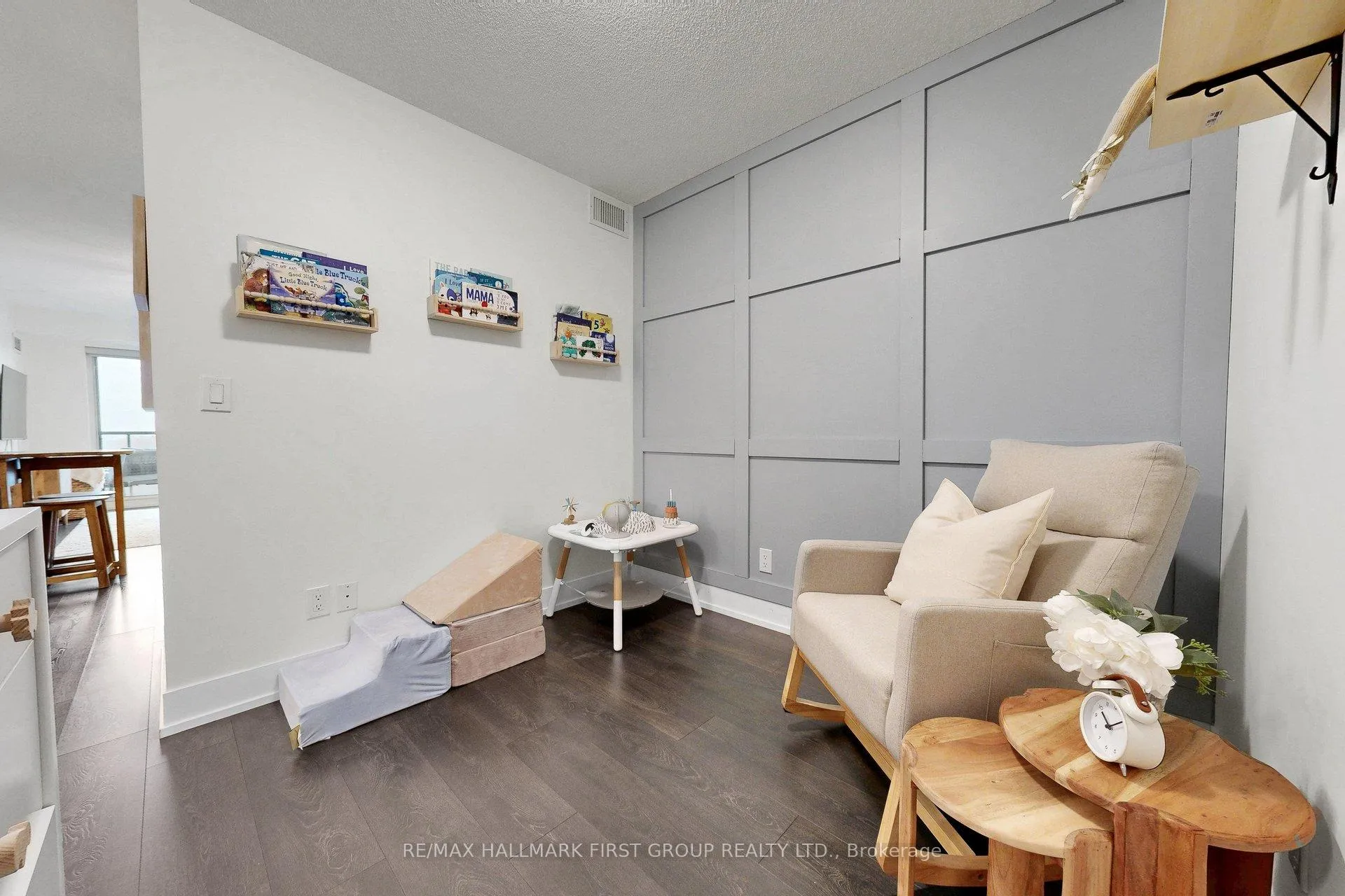 Photo 8 of Unit 605, 1255 Bayly Street, Pickering, Bay Ridges — HOMEH