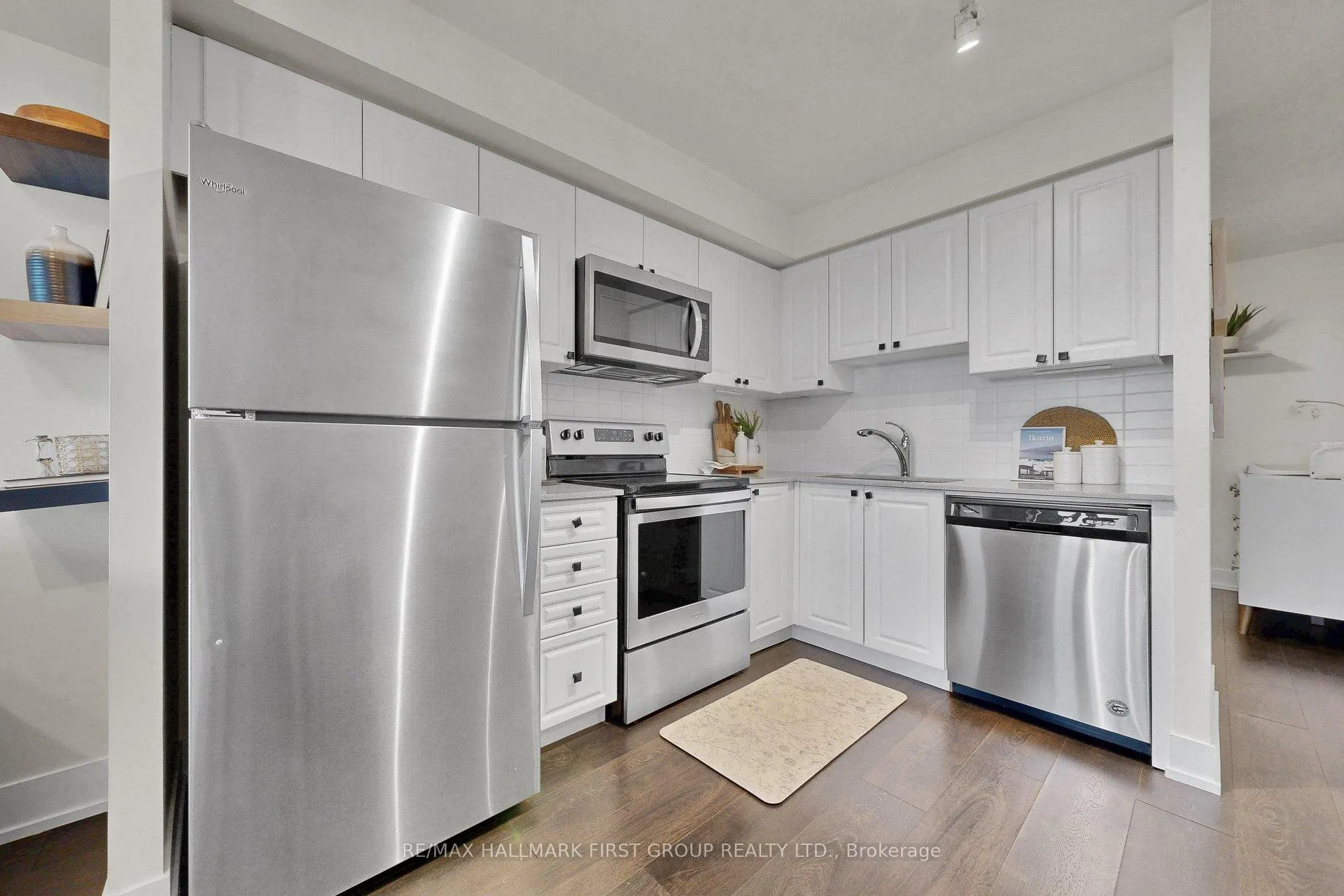 Photo 14 of Unit 605, 1255 Bayly Street, Pickering, Bay Ridges — HOMEH