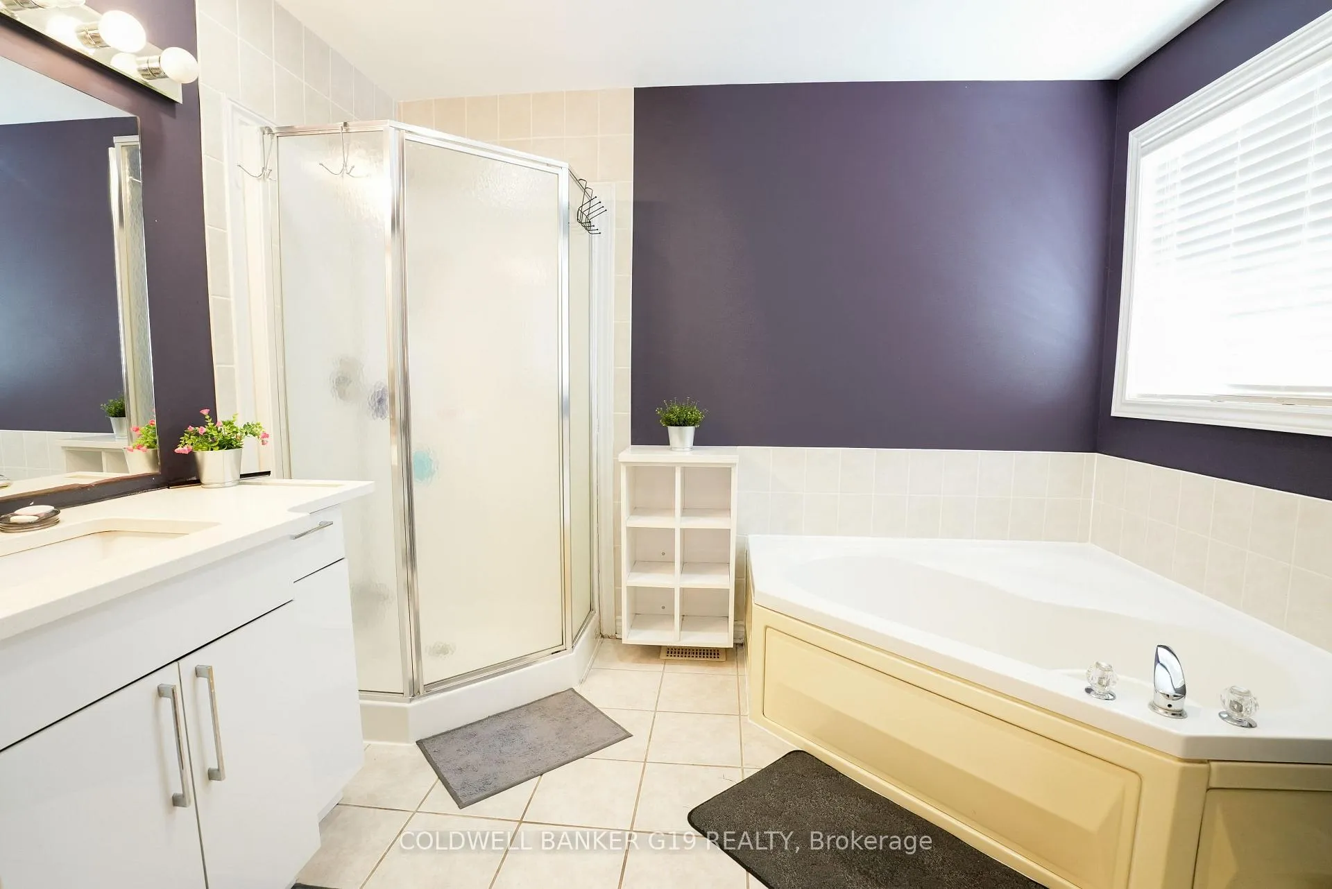 Photo 21 of 65 Summerset Drive, Barrie, Ardagh — HOMEH