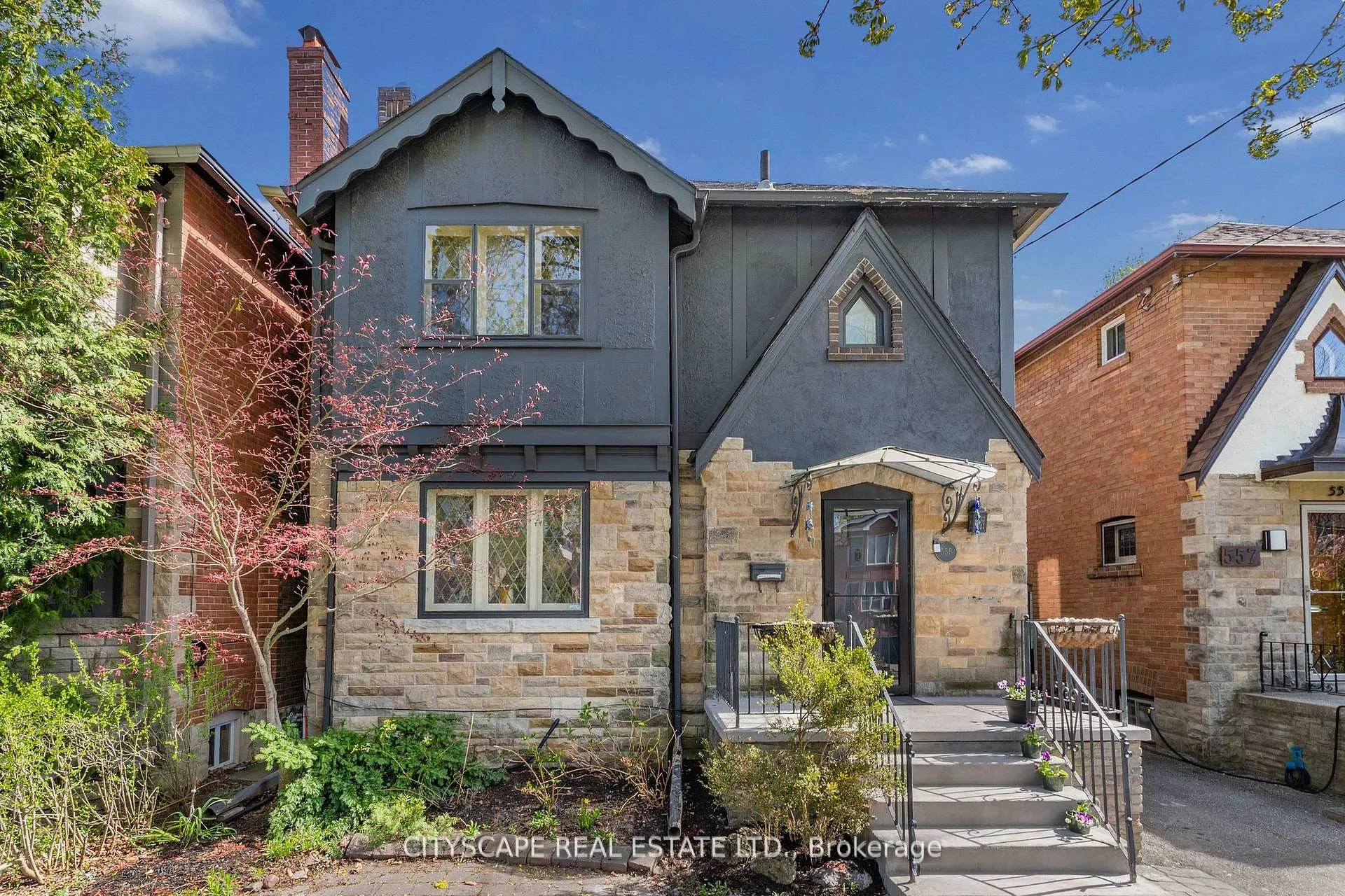 Front of 555 Castlefield Avenue