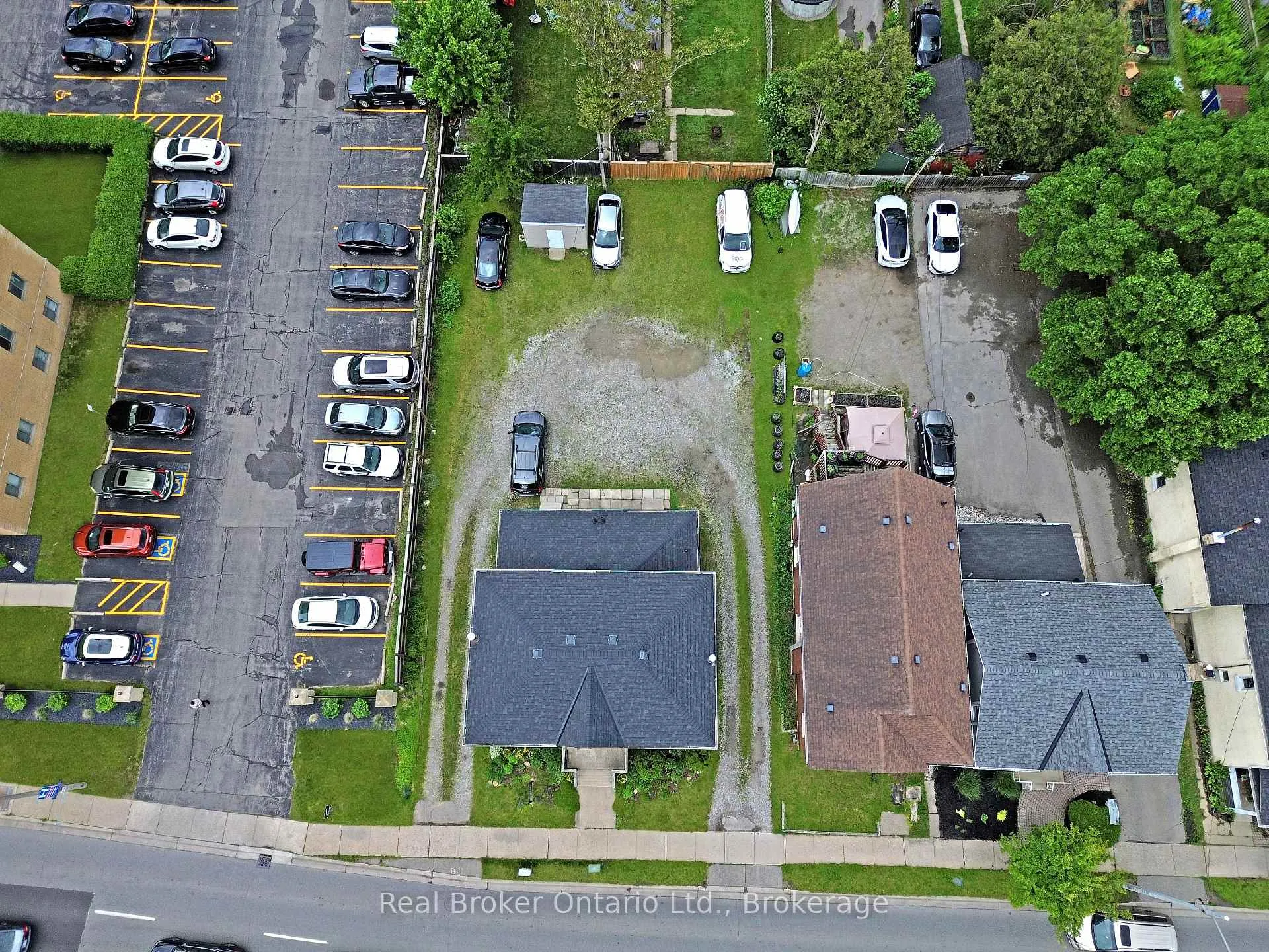 Photo 5 of 273 Brant Avenue, Brantford, North Ward — HOMEH
