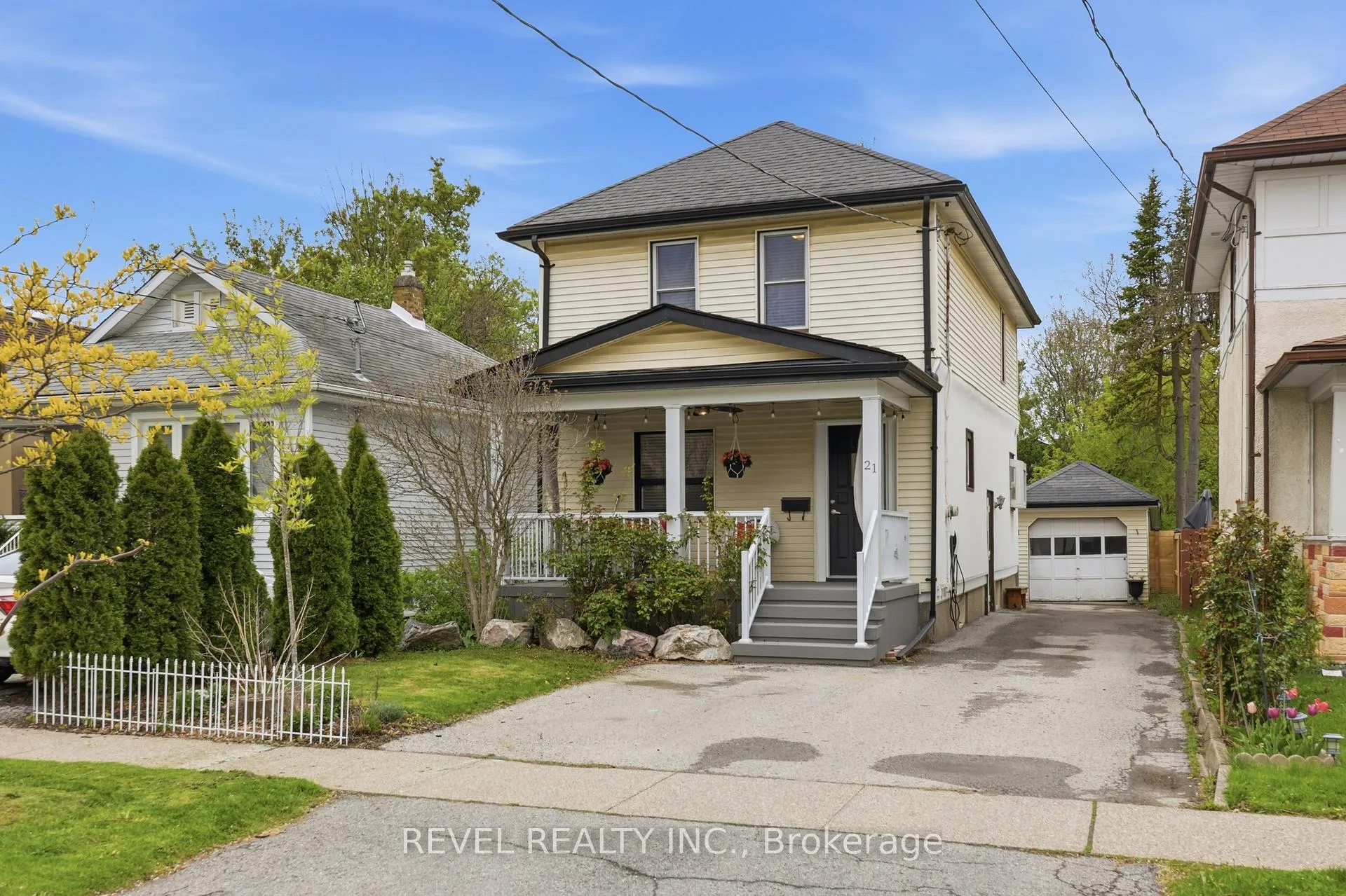 Photo 1 of 21 Berryman Avenue, St. Catharines, E. Chester — HOMEH