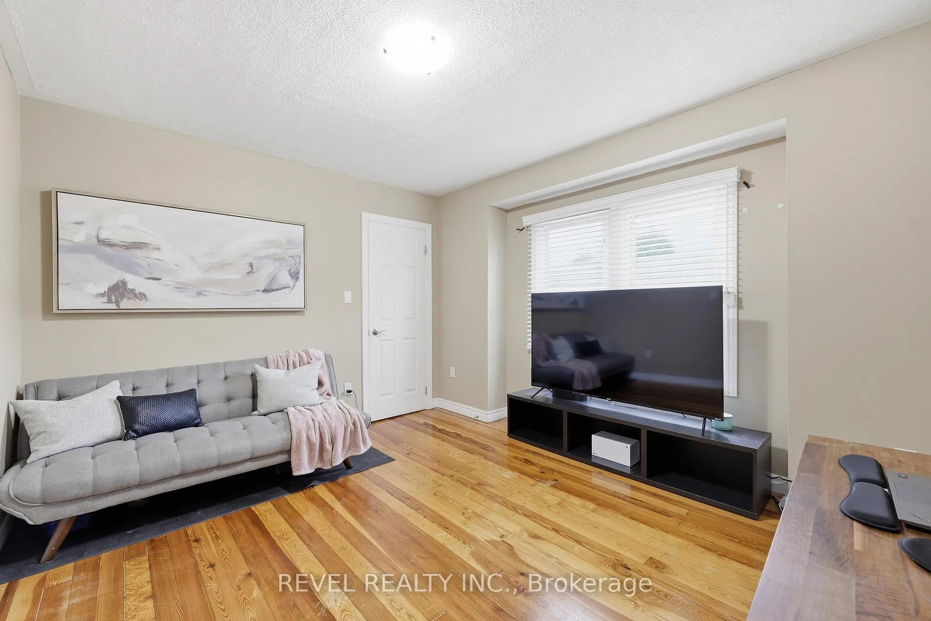 Photo 27 of 21 Berryman Avenue, St. Catharines, E. Chester — HOMEH