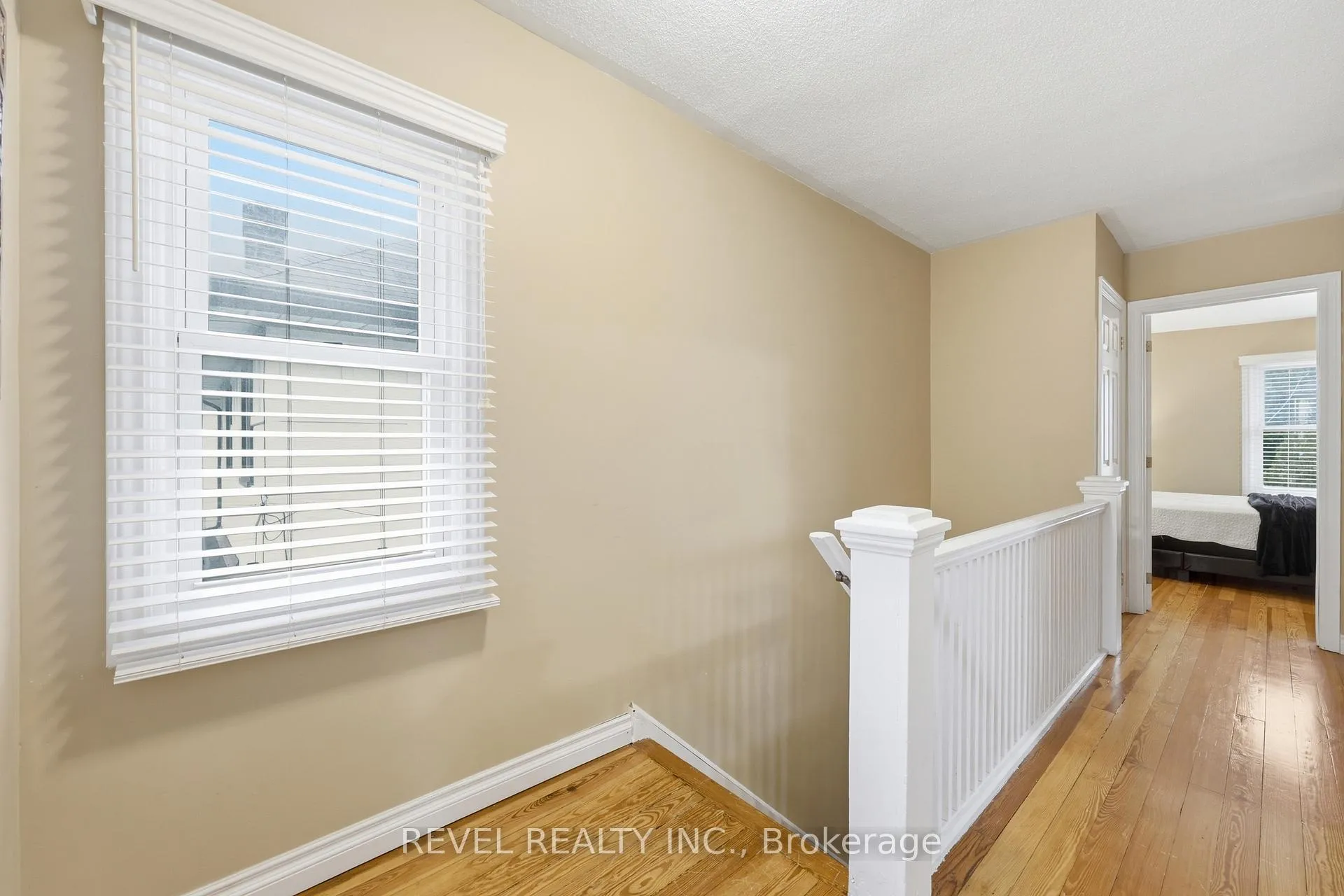 Photo 29 of 21 Berryman Avenue, St. Catharines, E. Chester — HOMEH
