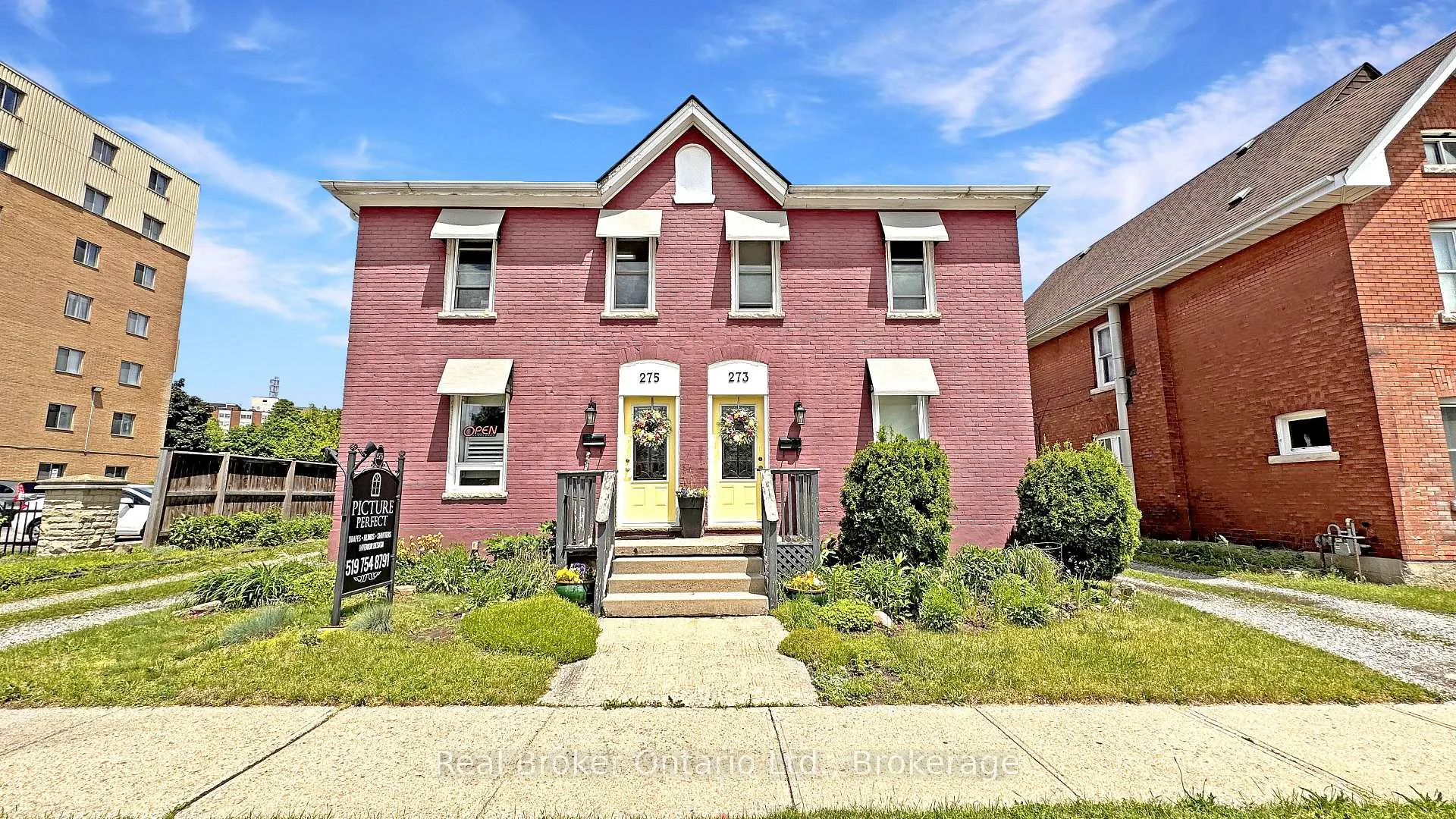 Photo of 273-275 Brant Avenue