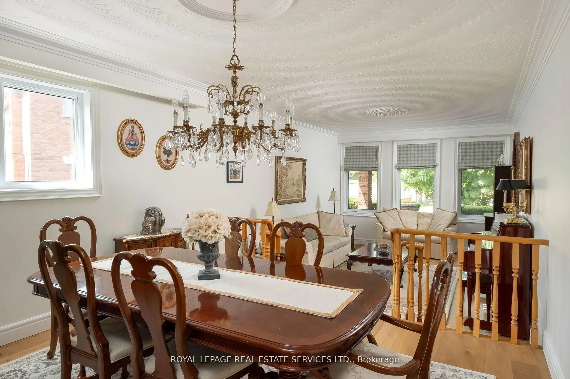 Photo 12 of 15 Westroyal Road, Etobicoke, Kingsview Village-The Westway — HOMEH