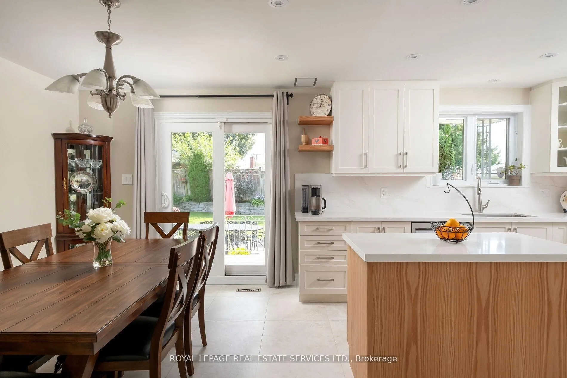 Photo 14 of 15 Westroyal Road, Etobicoke, Kingsview Village-The Westway — HOMEH