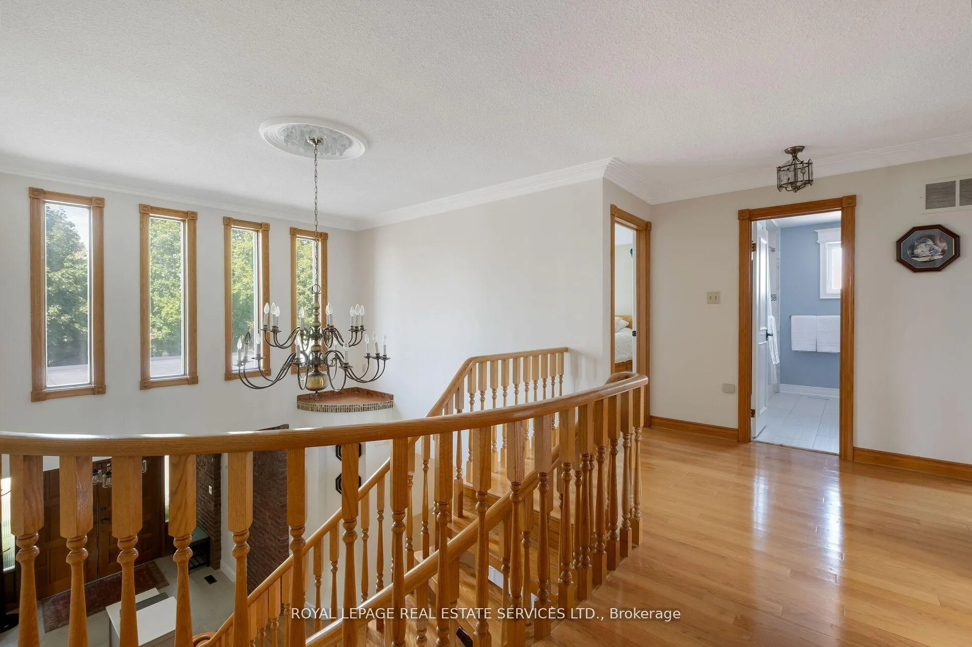 Photo 21 of 15 Westroyal Road, Etobicoke, Kingsview Village-The Westway — HOMEH