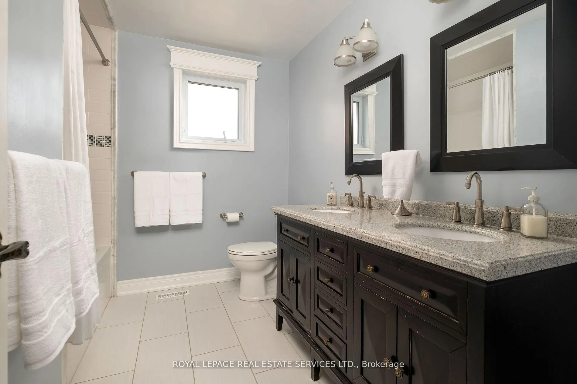 Photo 30 of 15 Westroyal Road, Etobicoke, Kingsview Village-The Westway — HOMEH