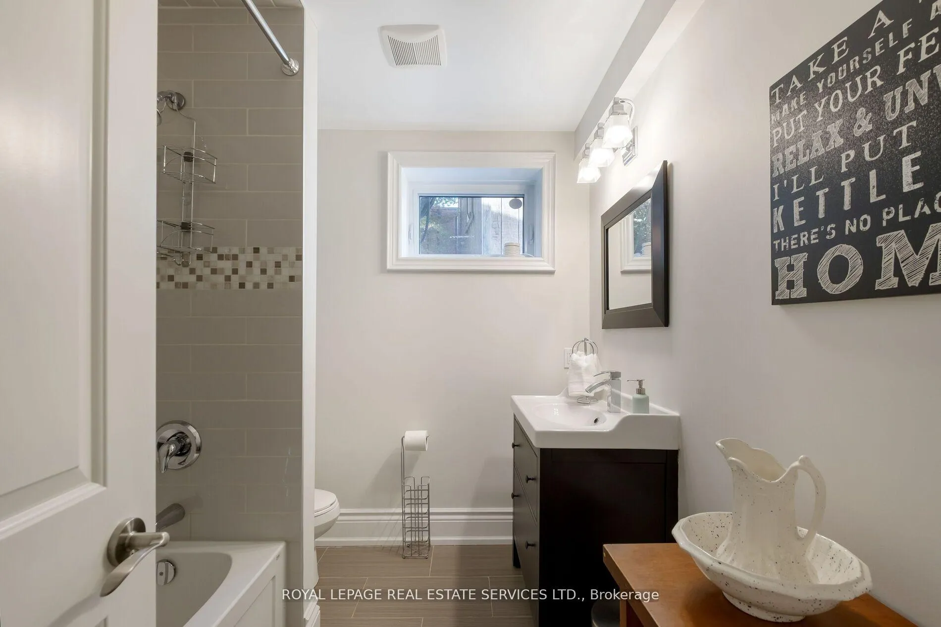 Photo 38 of 15 Westroyal Road, Etobicoke, Kingsview Village-The Westway — HOMEH