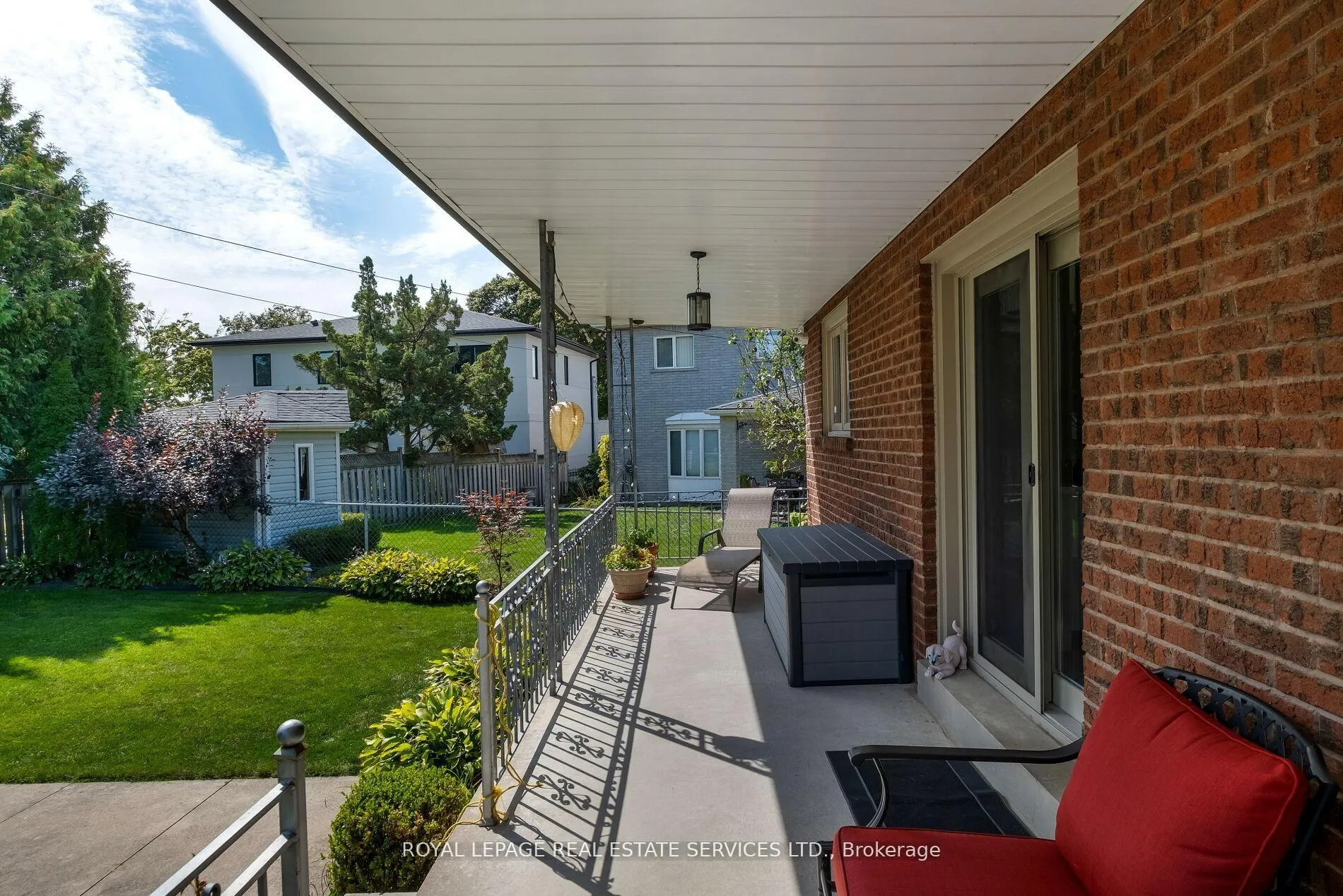 Photo 43 of 15 Westroyal Road, Etobicoke, Kingsview Village-The Westway — HOMEH