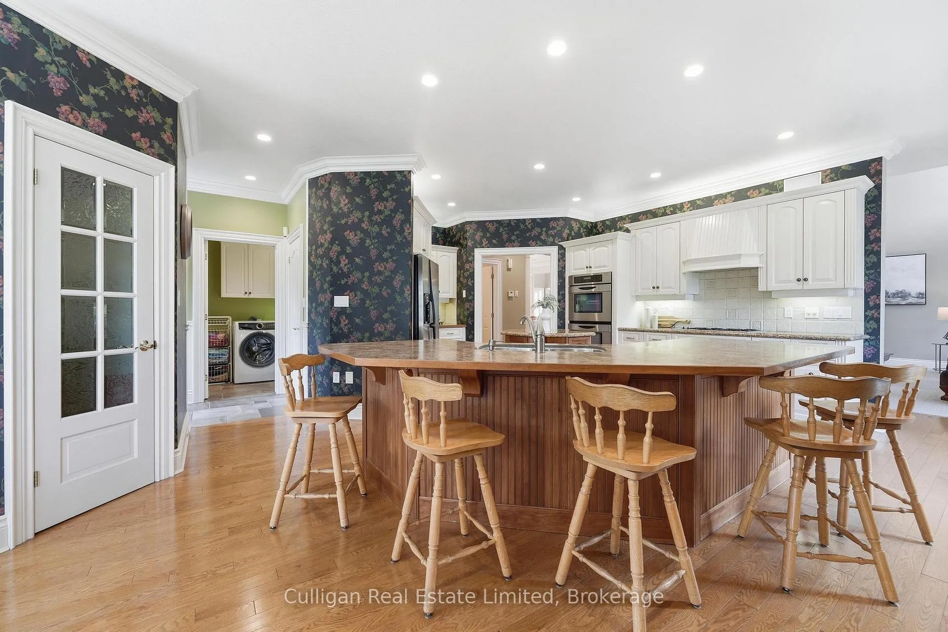 Photo 14 of 70 Blanshard Street, West Perth, Mitchell — HOMEH