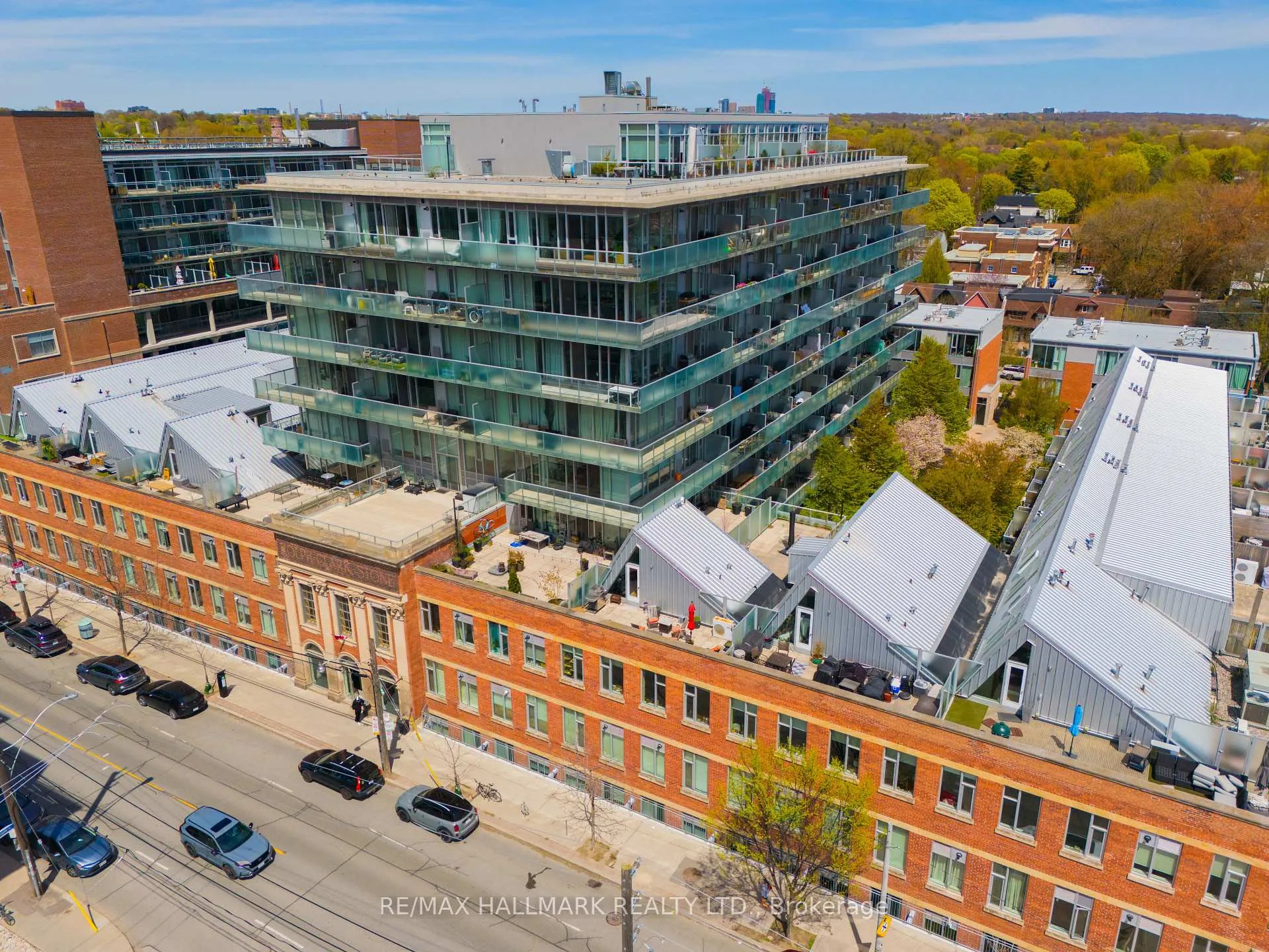 Front of Unit 112, 201 Carlaw Avenue