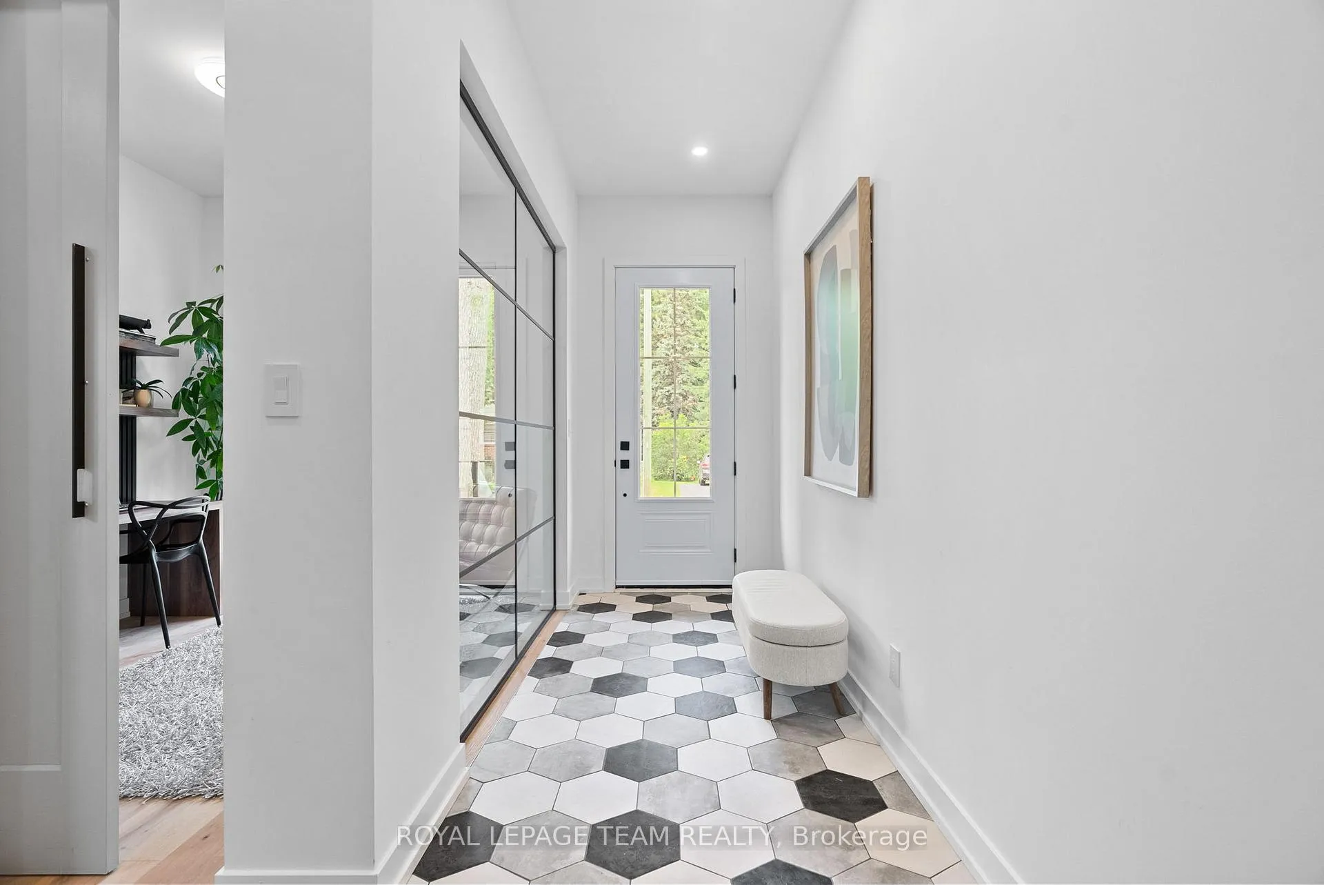 Photo 2 of 278 Avondale Avenue, Ottawa, Westboro/Hampton Park — HOMEH