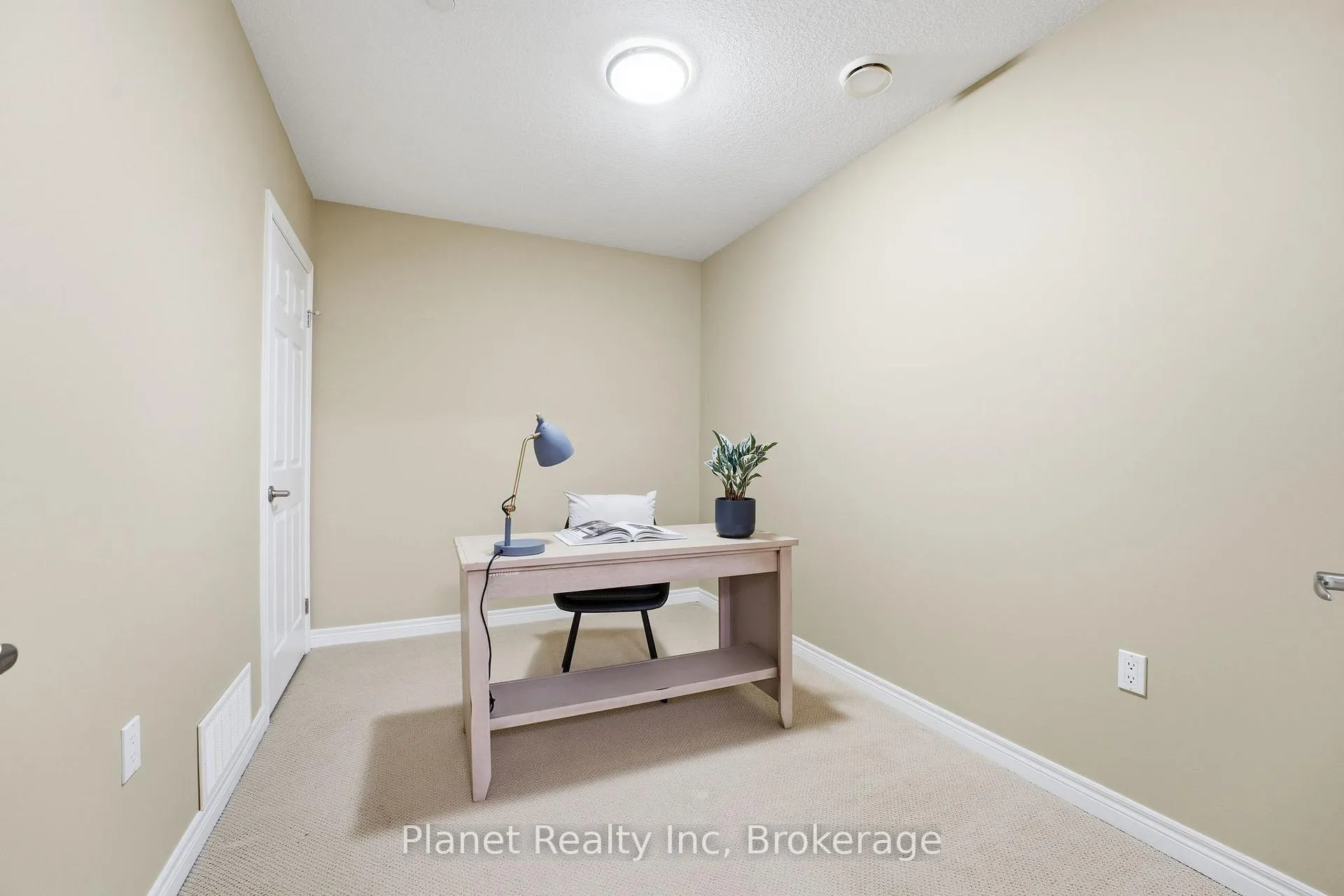 Photo 4 of Unit C305, 65 Bayberry Drive, Guelph, Village By The Arboretum — HOMEH