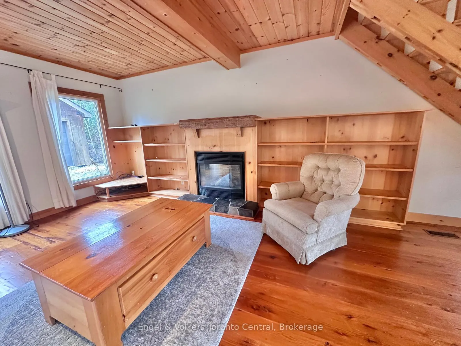 Photo 6 of Unit 2, 109 Hope Street, Blue Mountains — HOMEH