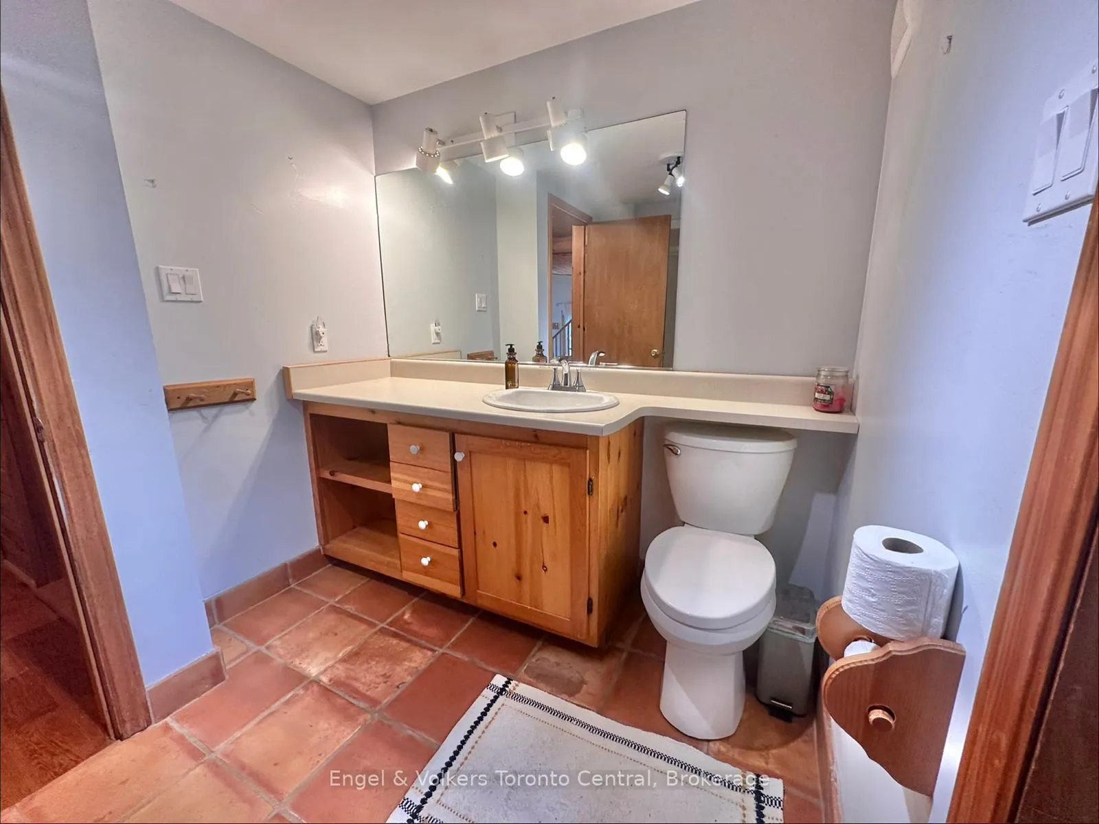 Photo 7 of Unit 2, 109 Hope Street, Blue Mountains — HOMEH