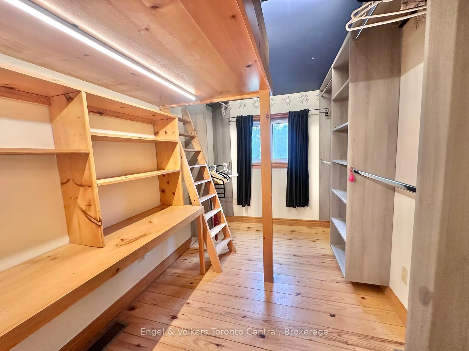 Photo 20 of Unit 2, 109 Hope Street, Blue Mountains — HOMEH