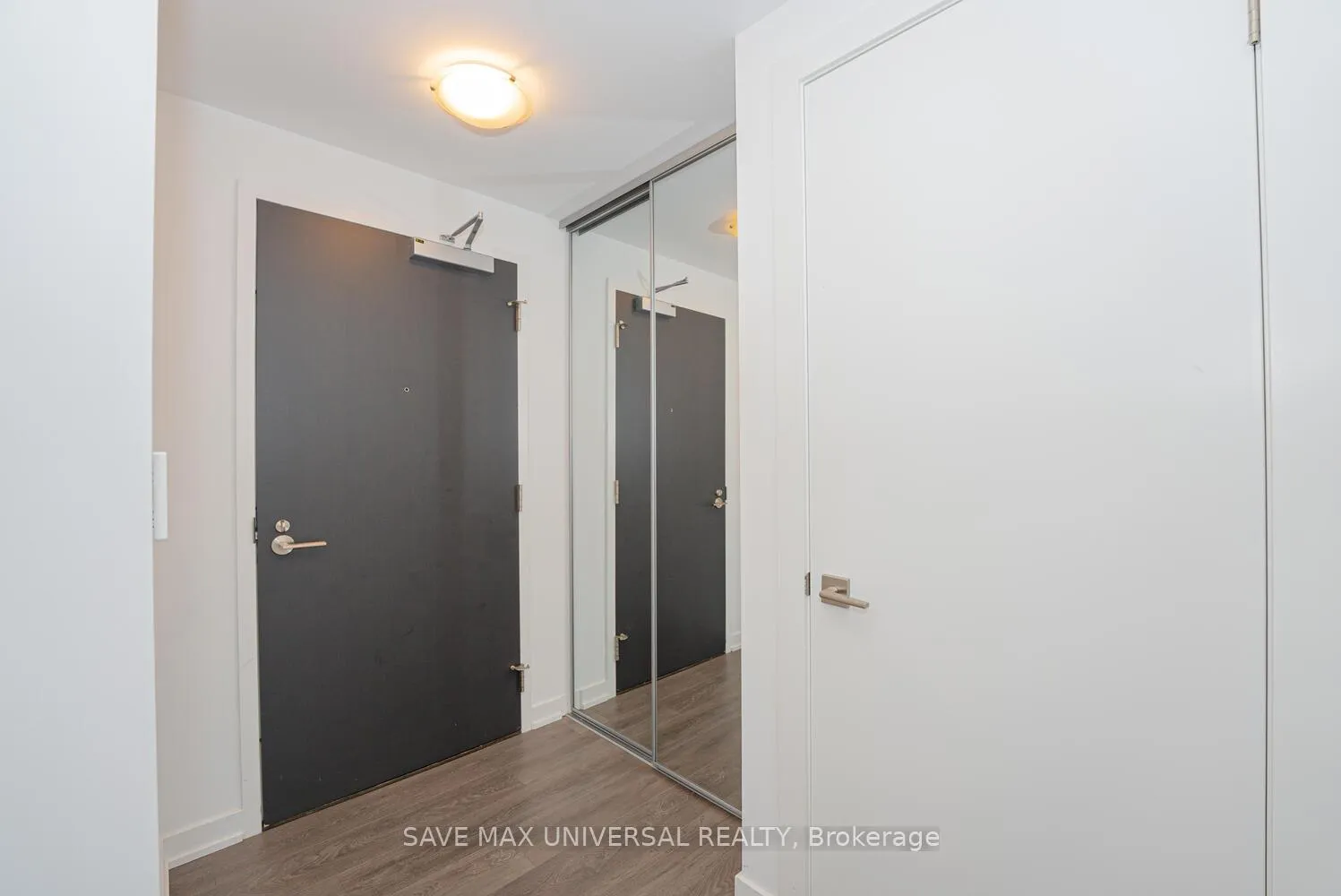 Photo 10 of Unit 809, 609 Avenue Road, Toronto, Yonge-St. Clair — HOMEH