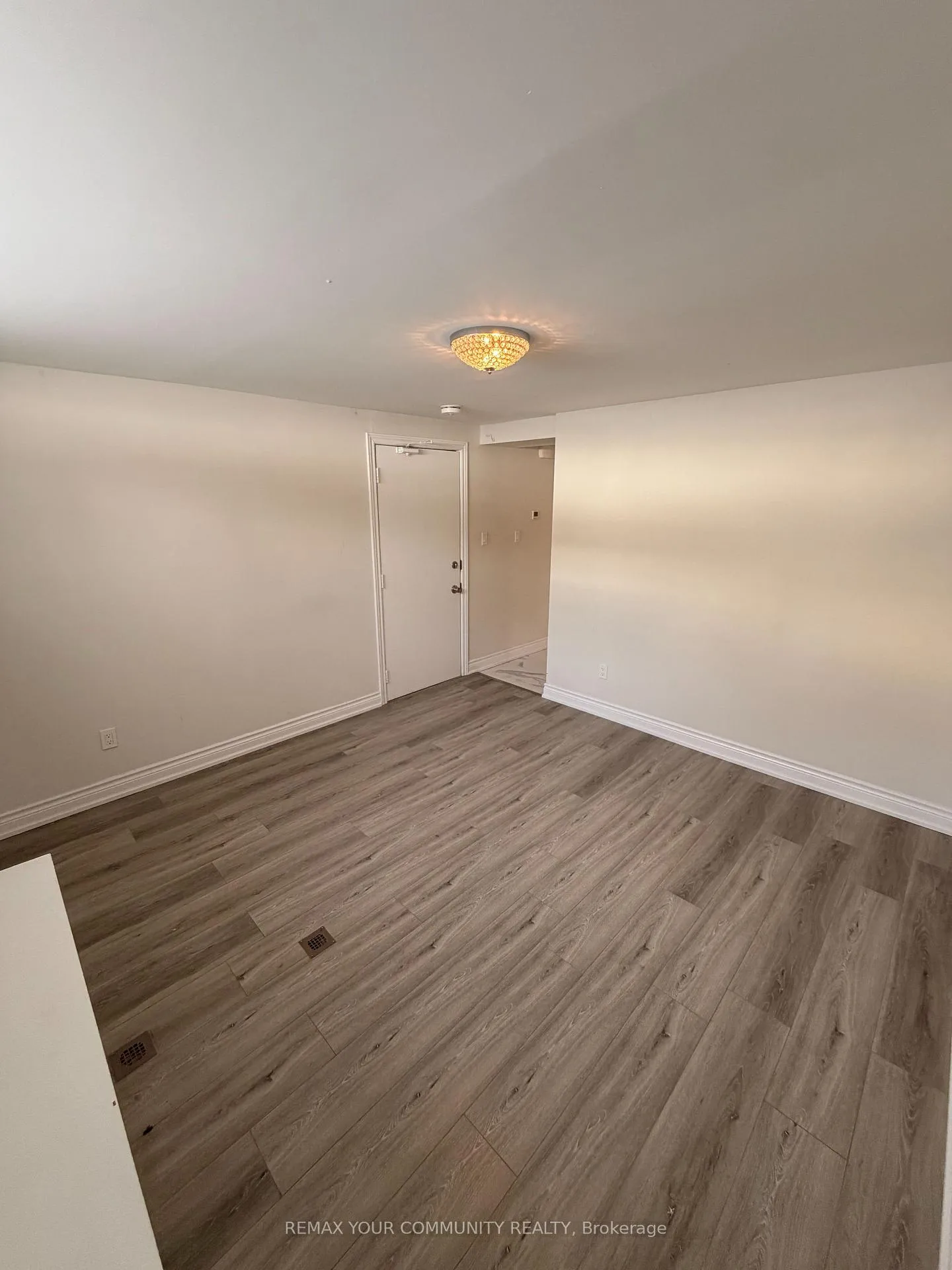 Photo 4 of 451 Leslie Street, Toronto, South Riverdale — HOMEH