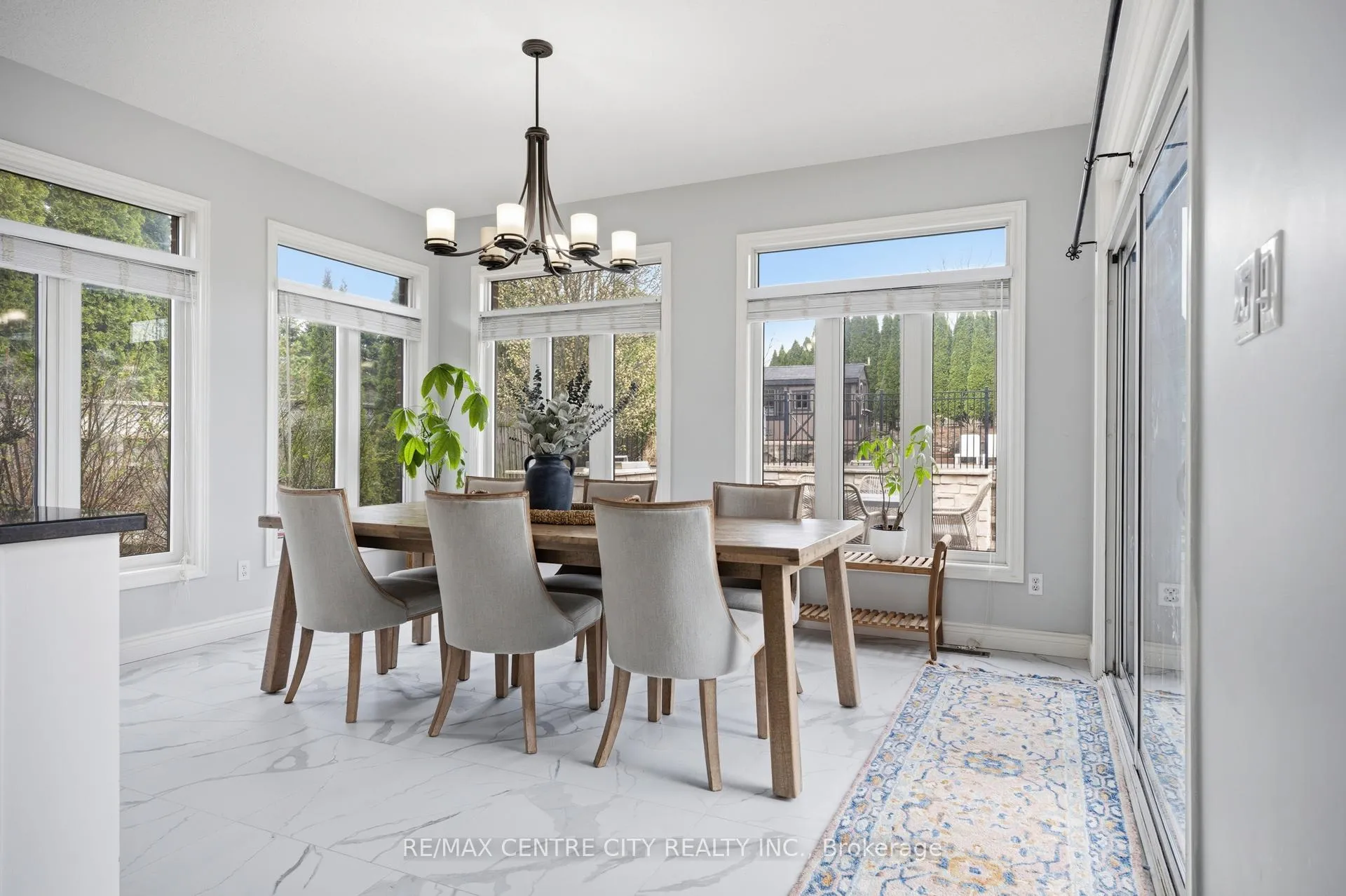 Photo 32 of 2114 Riverbend Road, London, South A — HOMEH