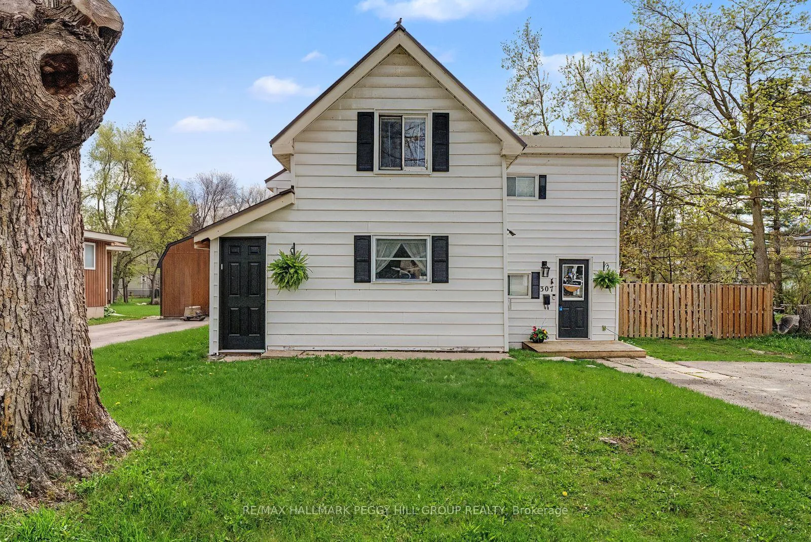 Front of 307 Millard Street