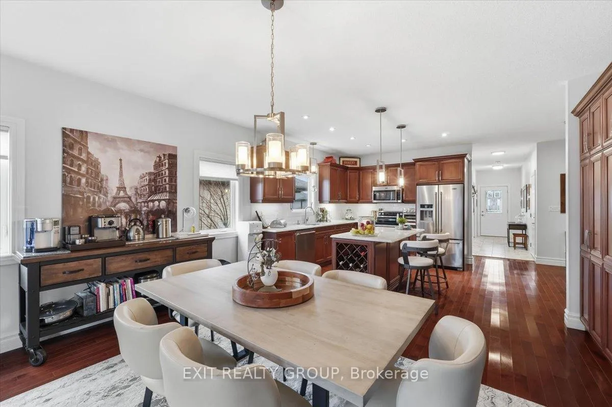 Photo 9 of 12 Dorchester Drive, Prince Edward County, Wellington Ward — HOMEH